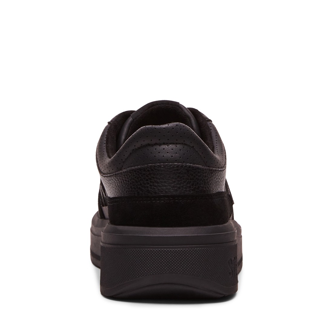 Raymond Black Sneakers