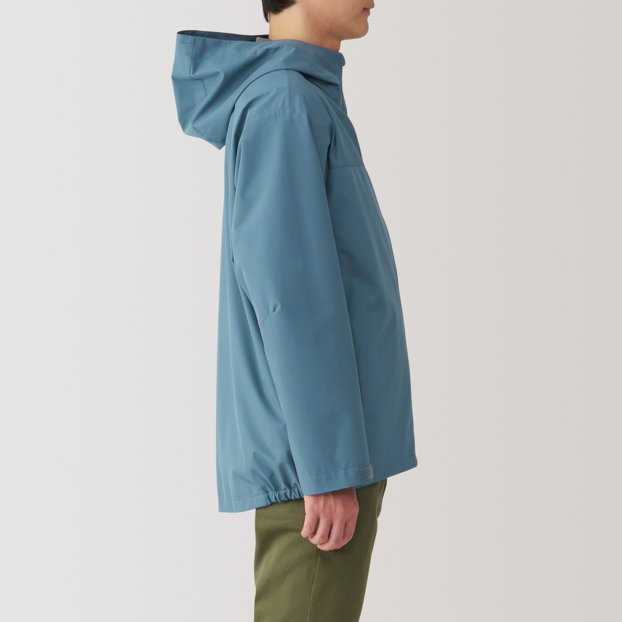 Water repellent hooded jacket