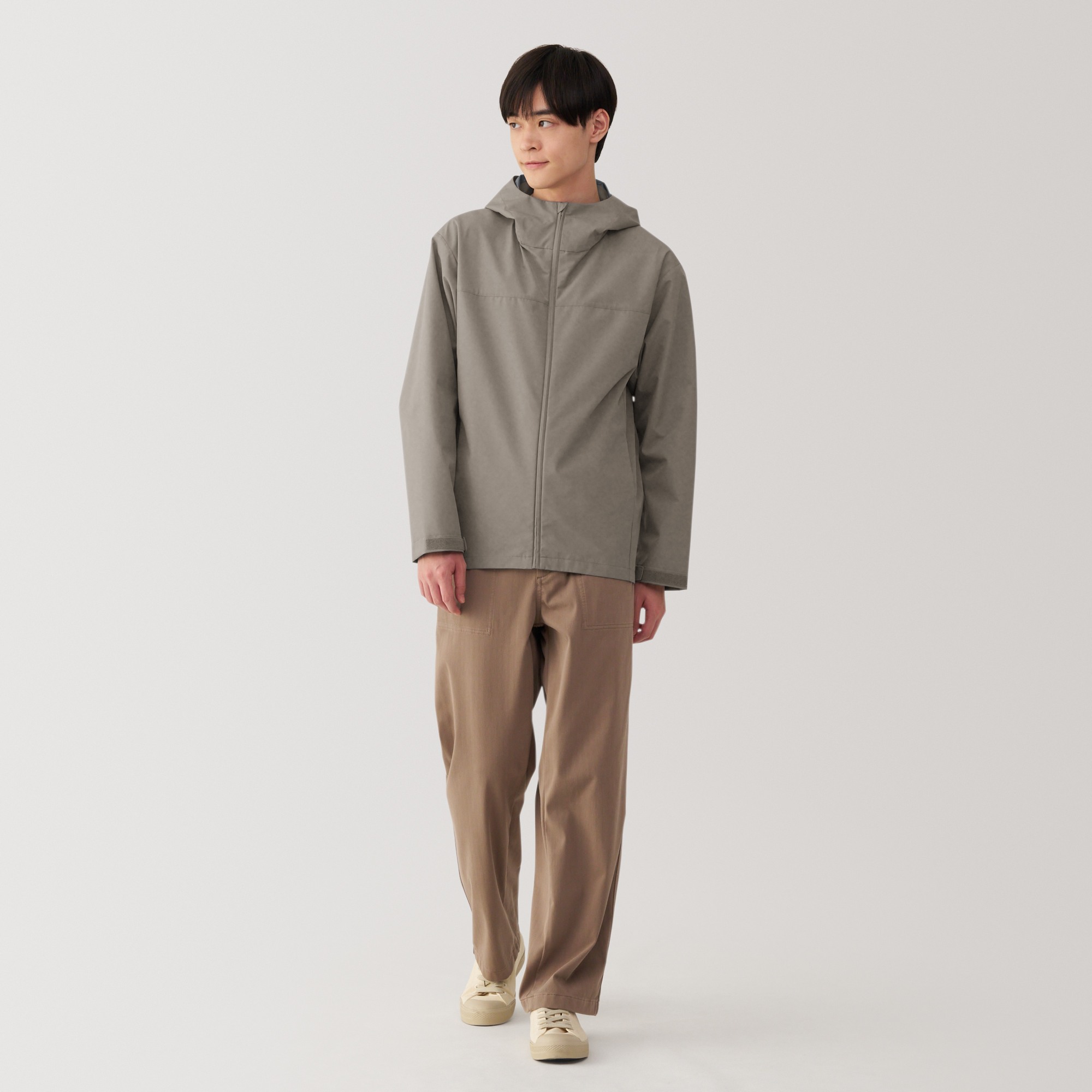 Water repellent hooded jacket