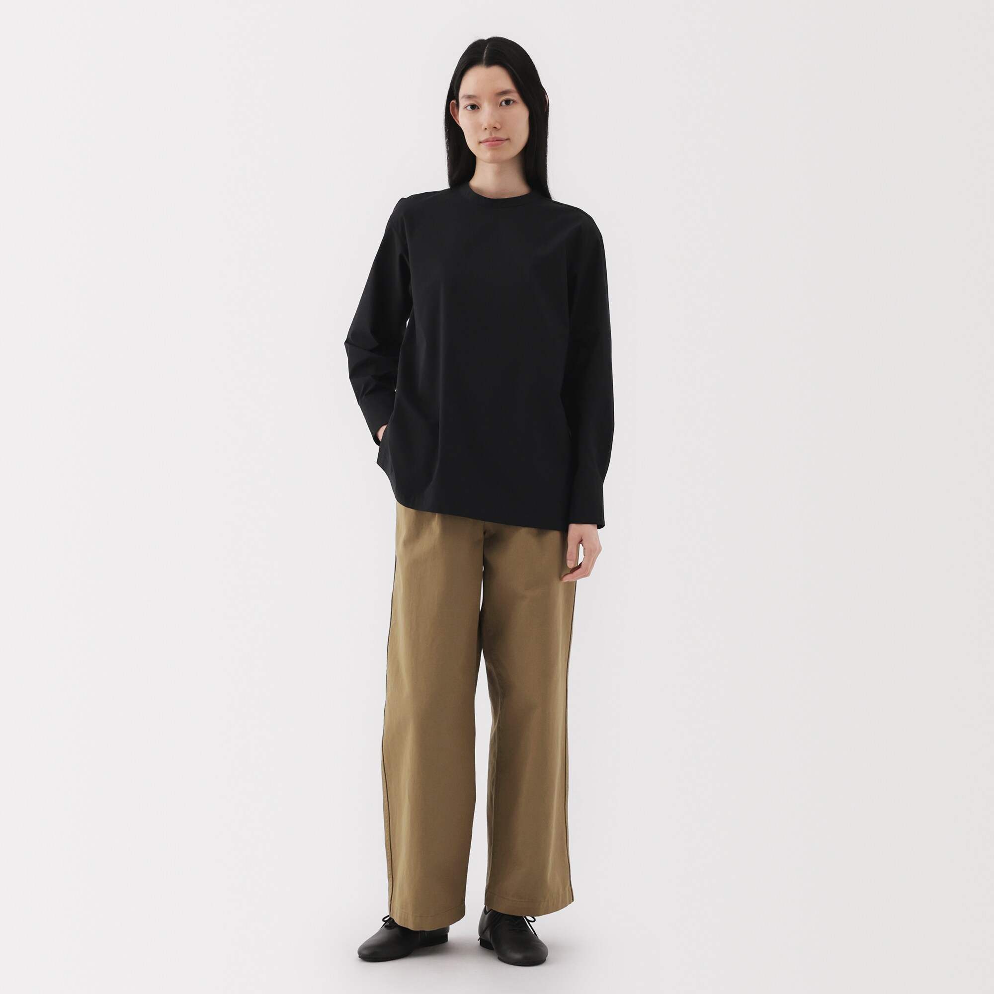 W's Slub yarn chino Darted wide pants (long)