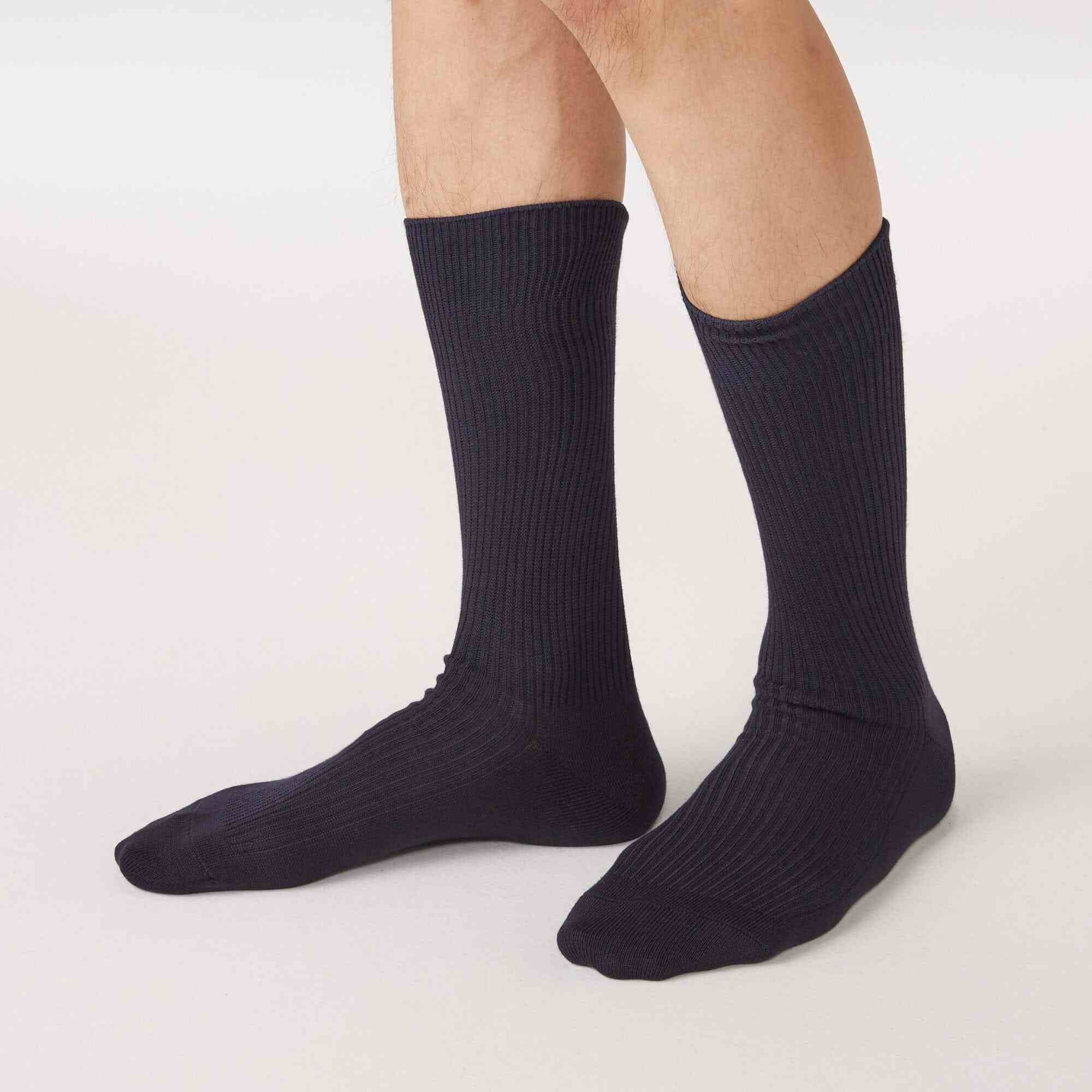 M's right angle ribbed socks