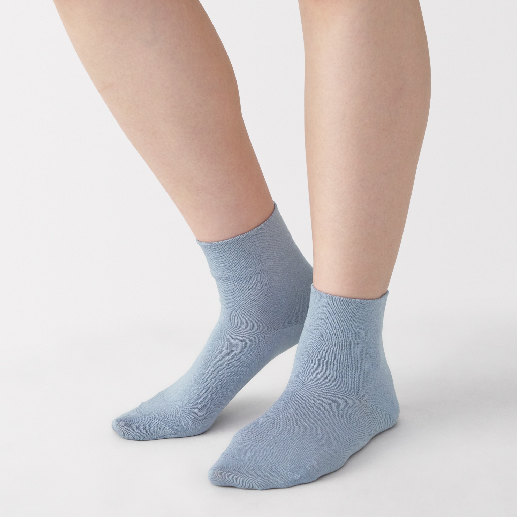 W's right angle rayon mix loose top short socks