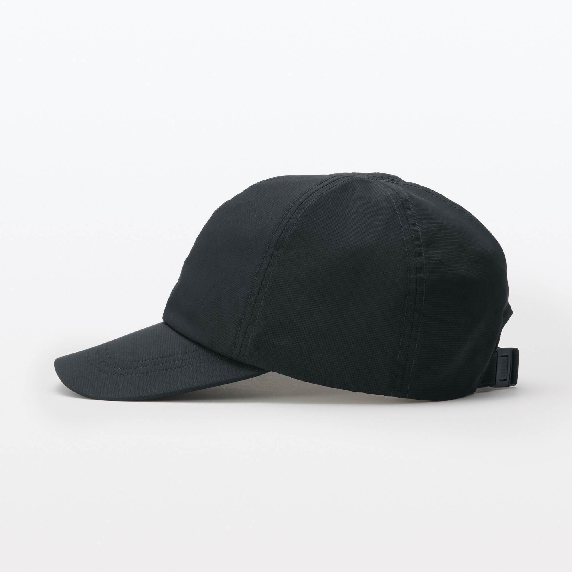 Breathable compactly foldable cap