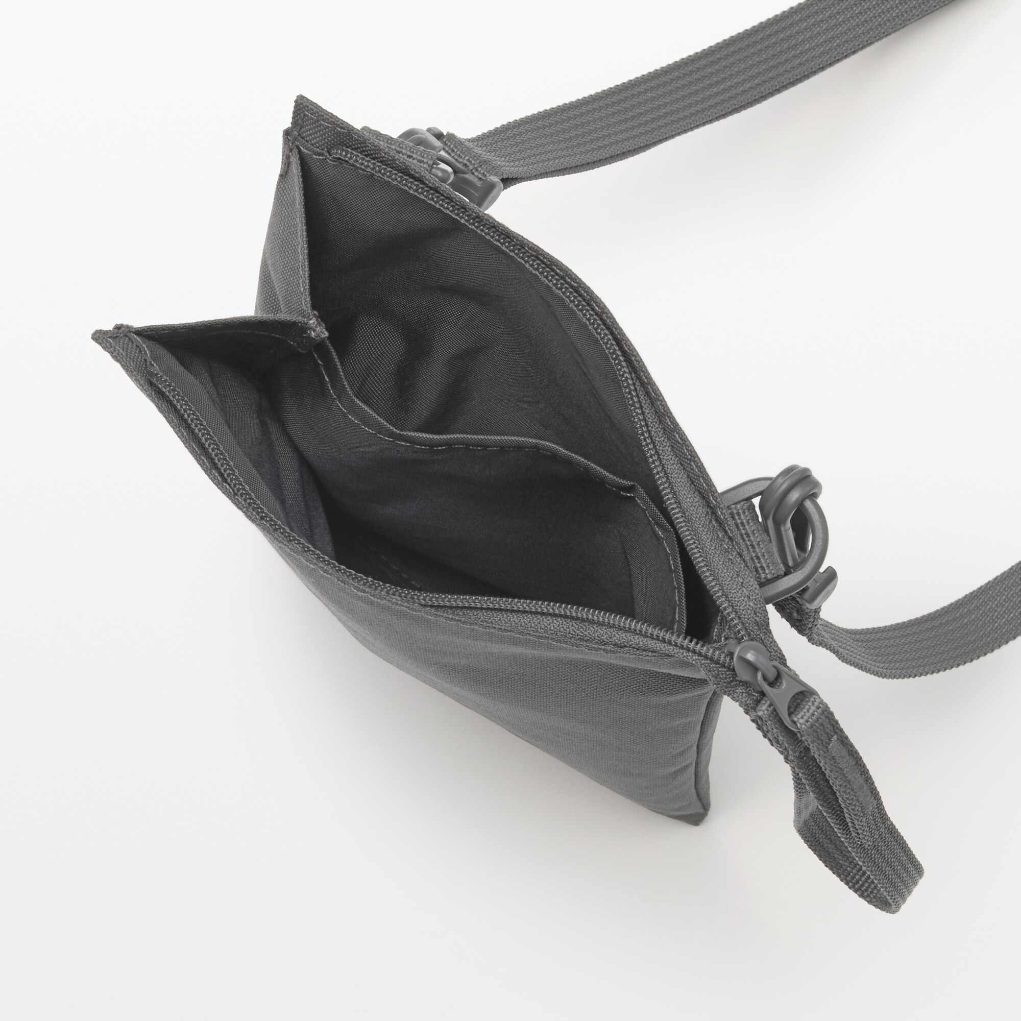 2-Way water repellent mini sacoche