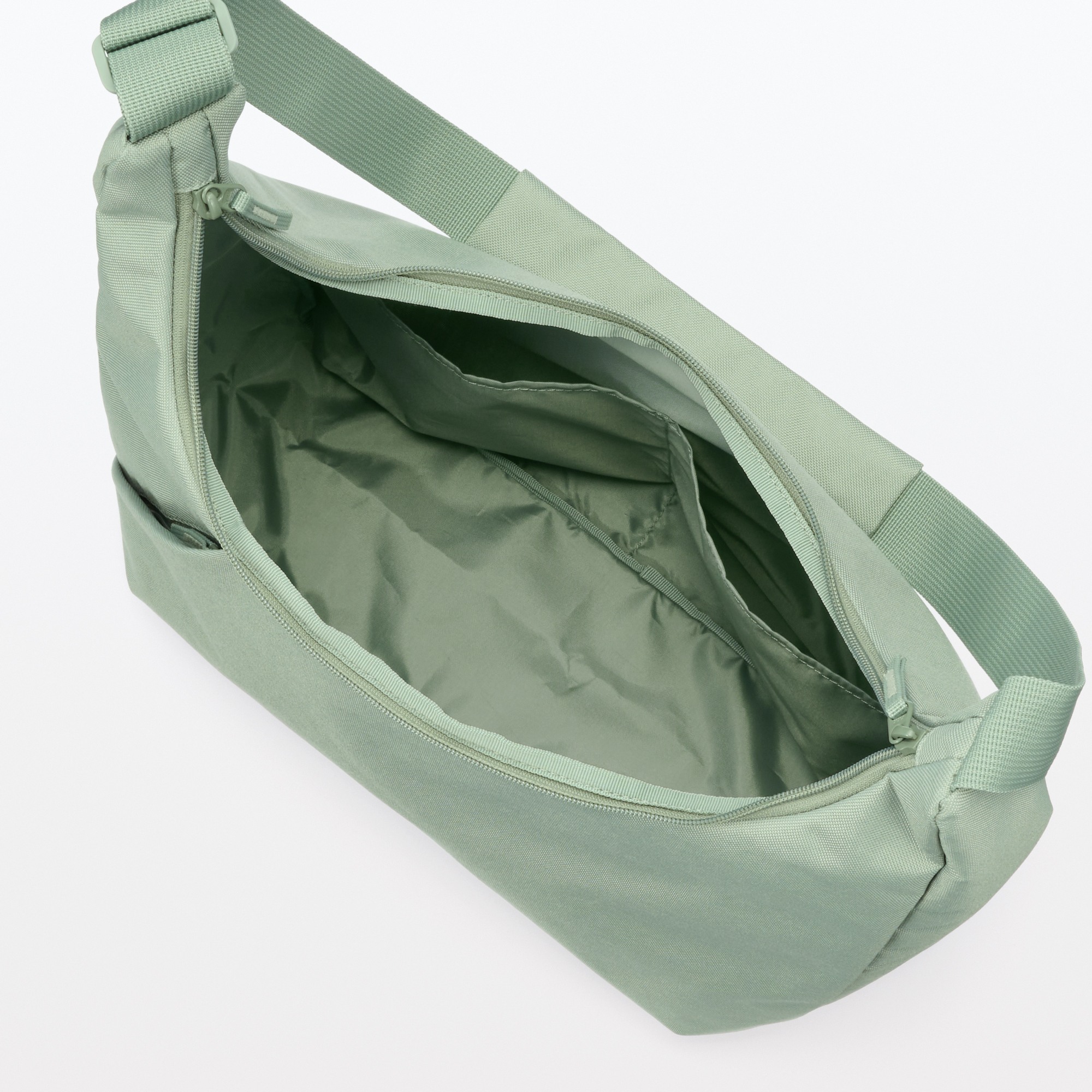 2-Way water repellent one shoulder bag