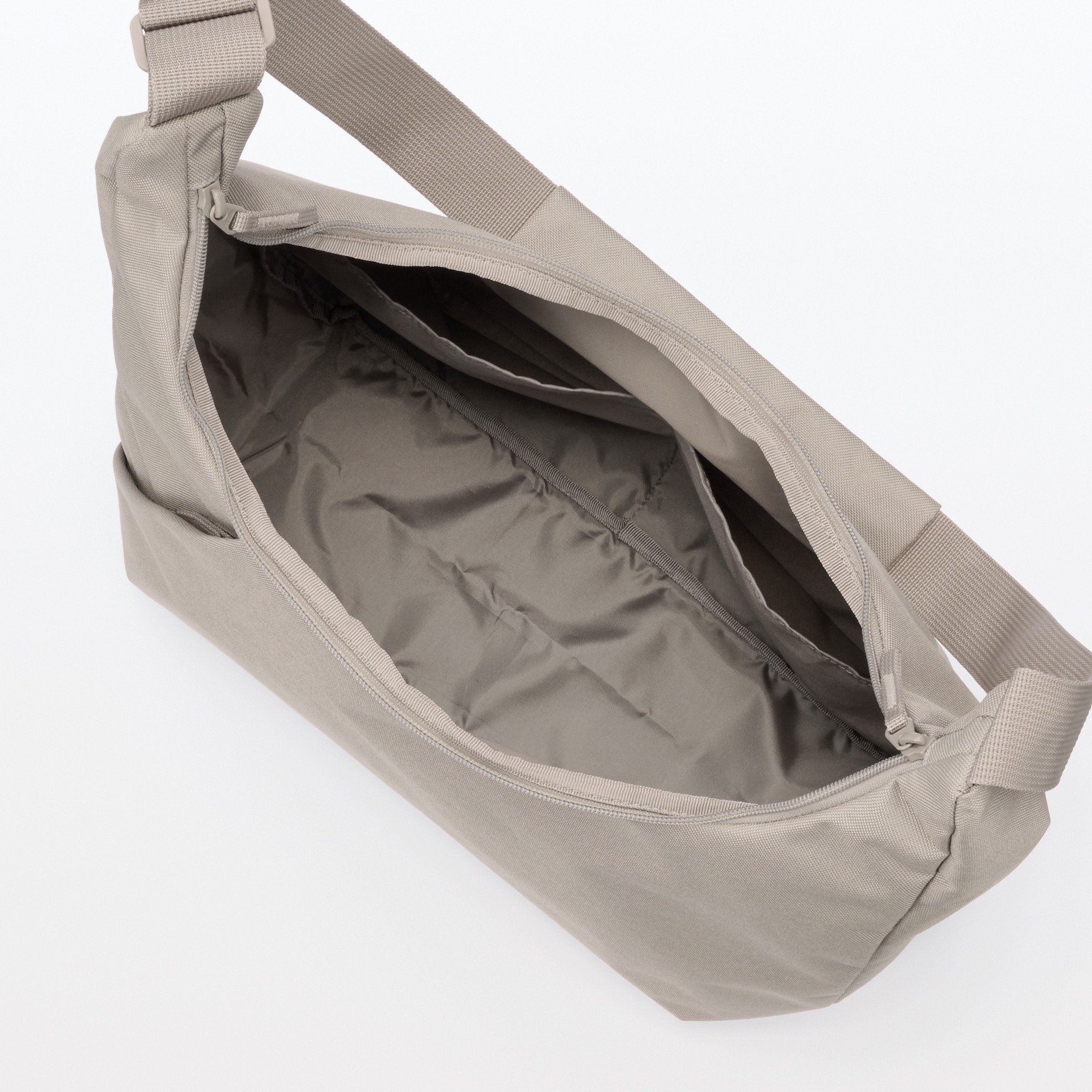 2-Way water repellent one shoulder bag