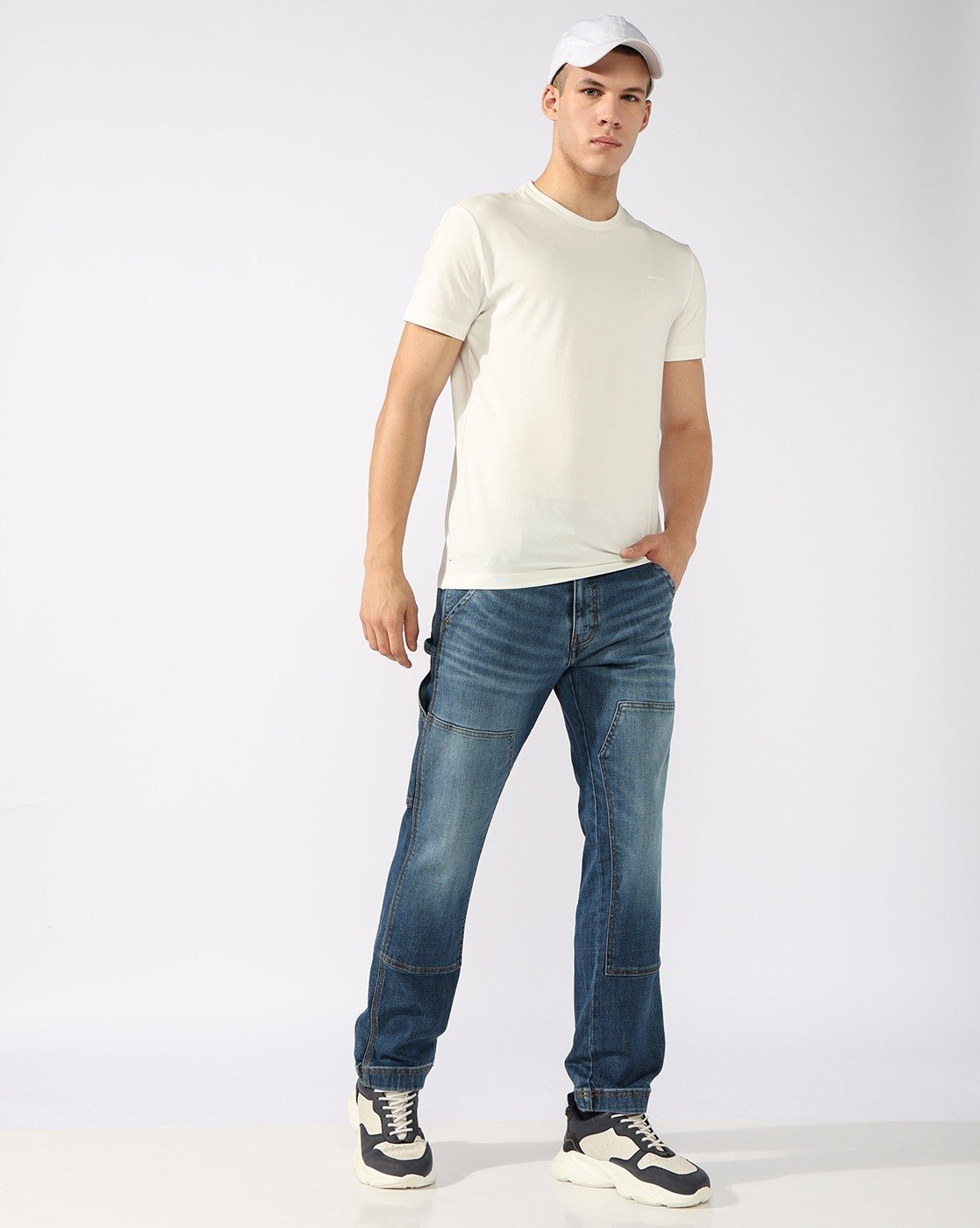 GAS | Mid-Rise Carpenter Fit Light Wash Patched Jeans