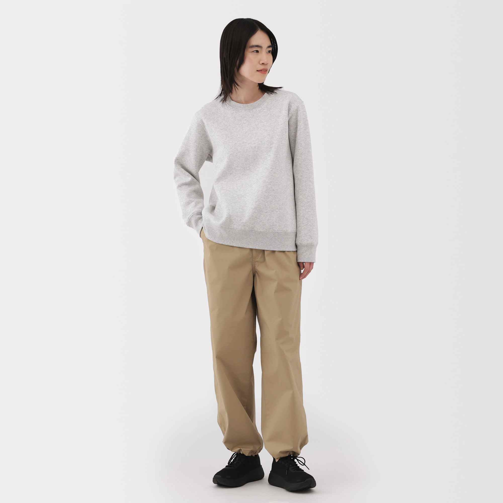 W's Utility Easy wide-fit pants