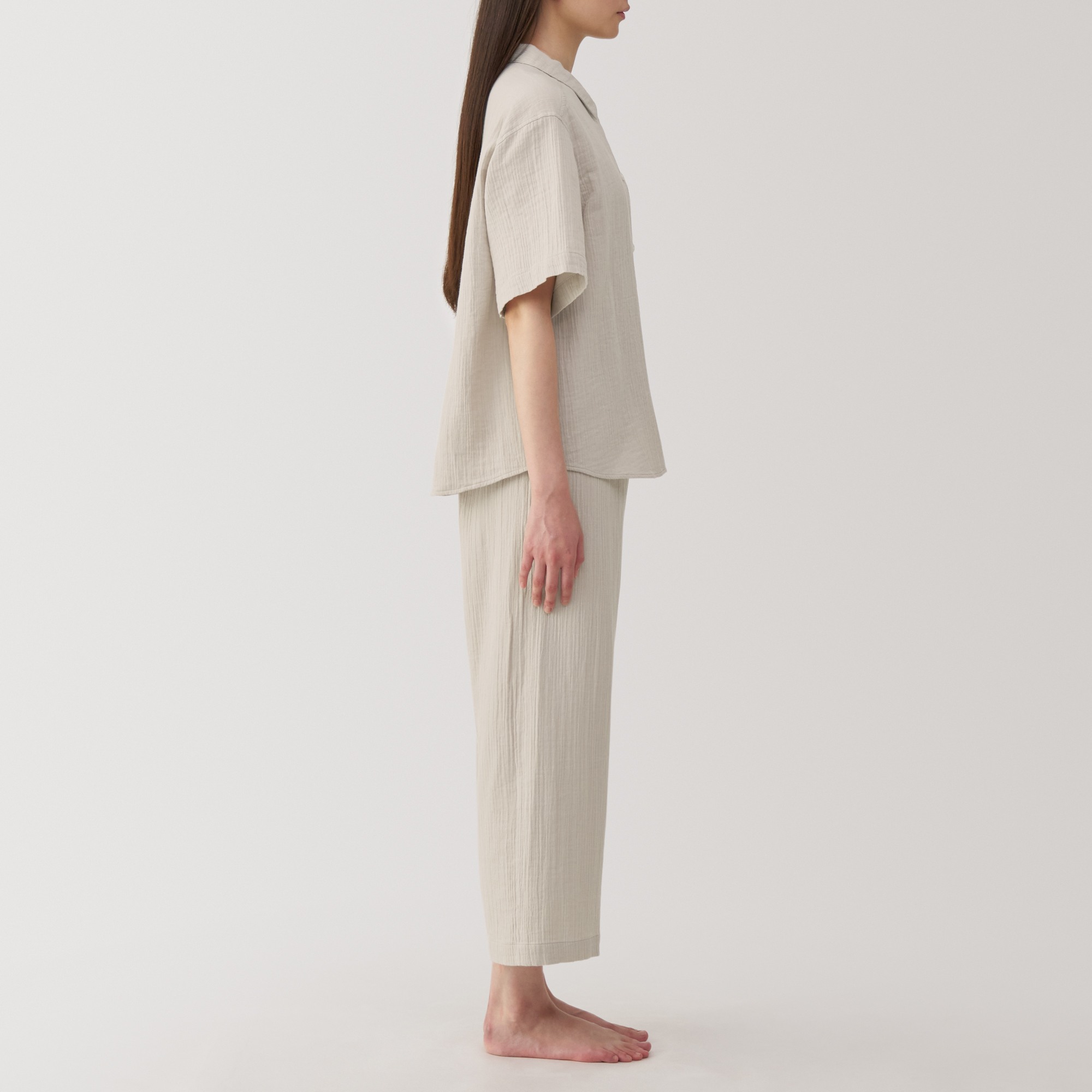Side seamless crepe gauze half sleeve pajamas