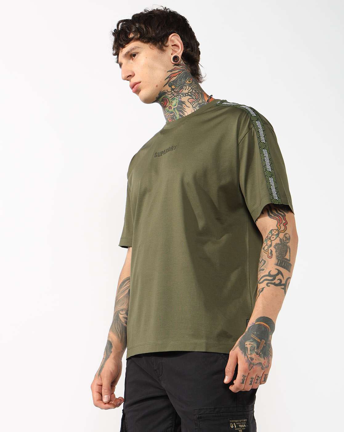 PREMIUM TAPED TSHIRT