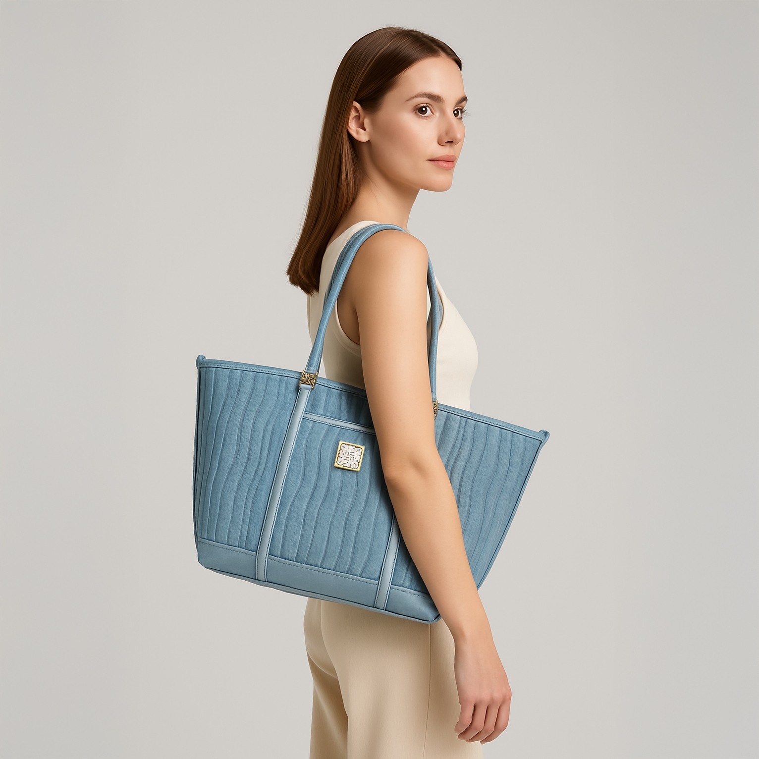 BAKARI Blue Tote