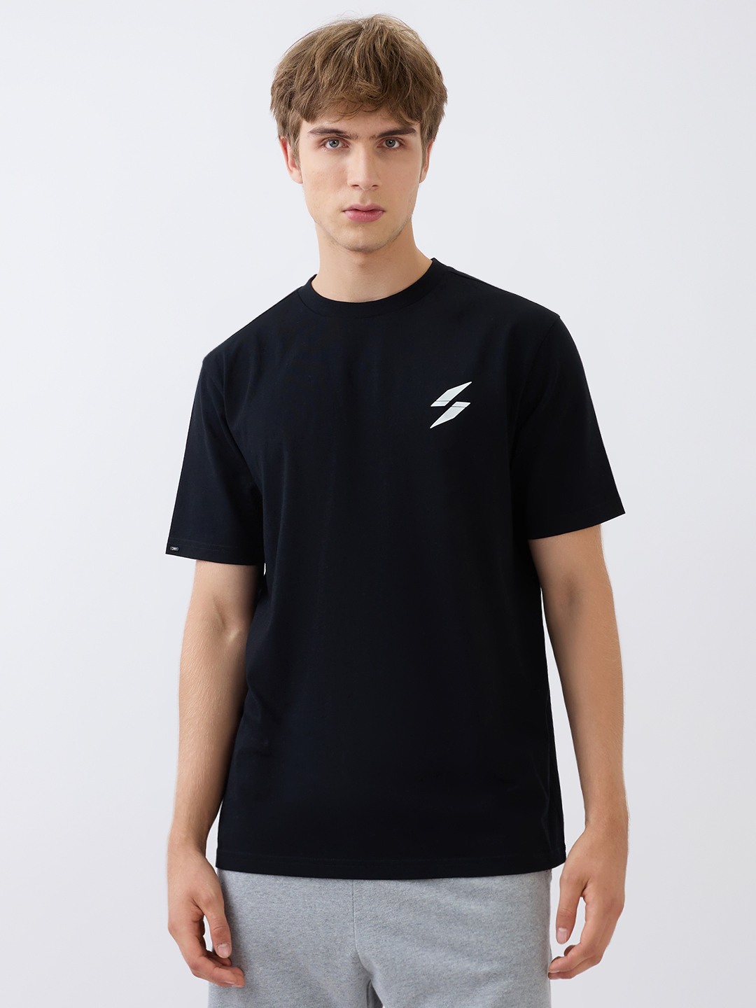 THE SUPERDRY T SHIRT