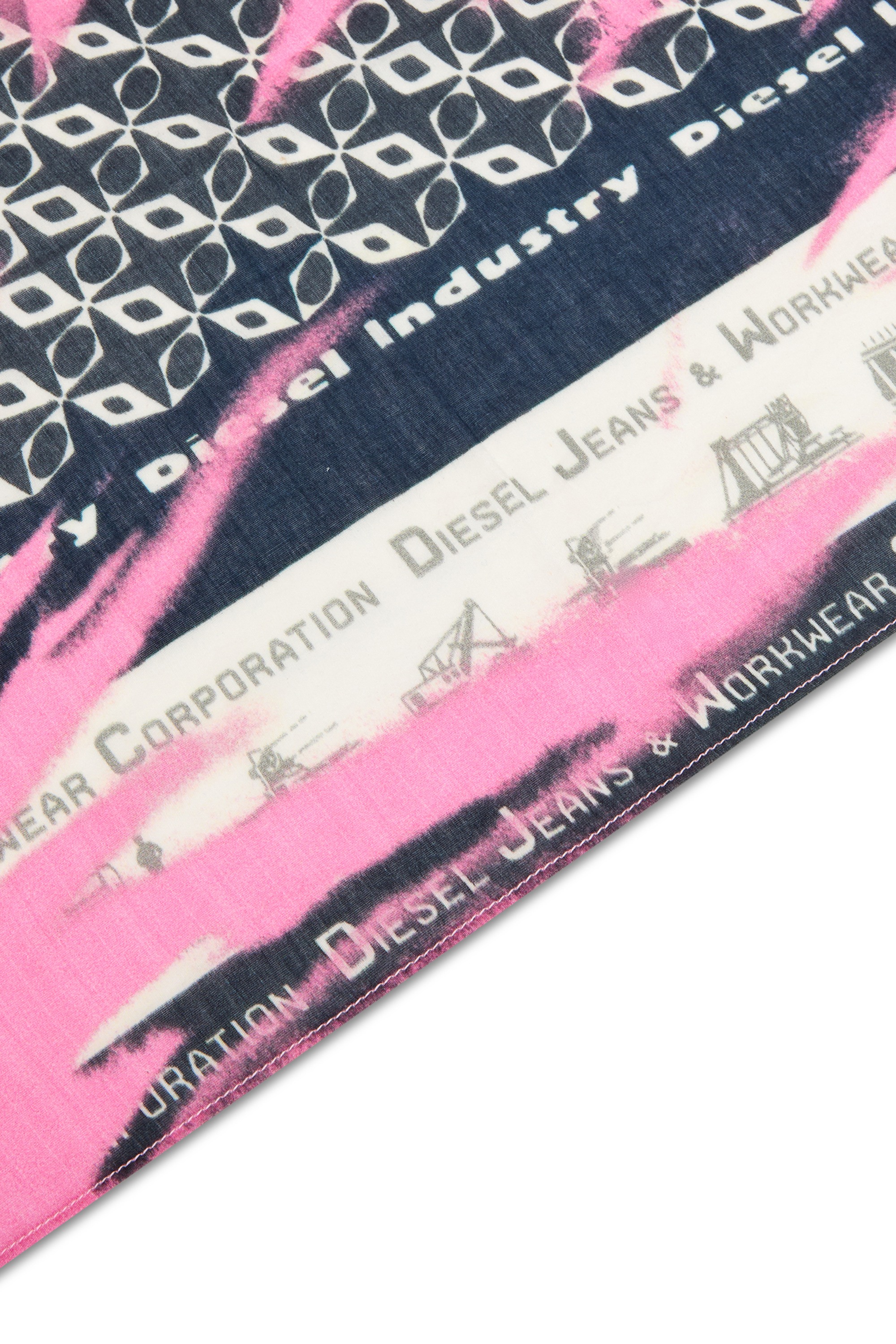 Multicolor Scarf with denim division bandana print