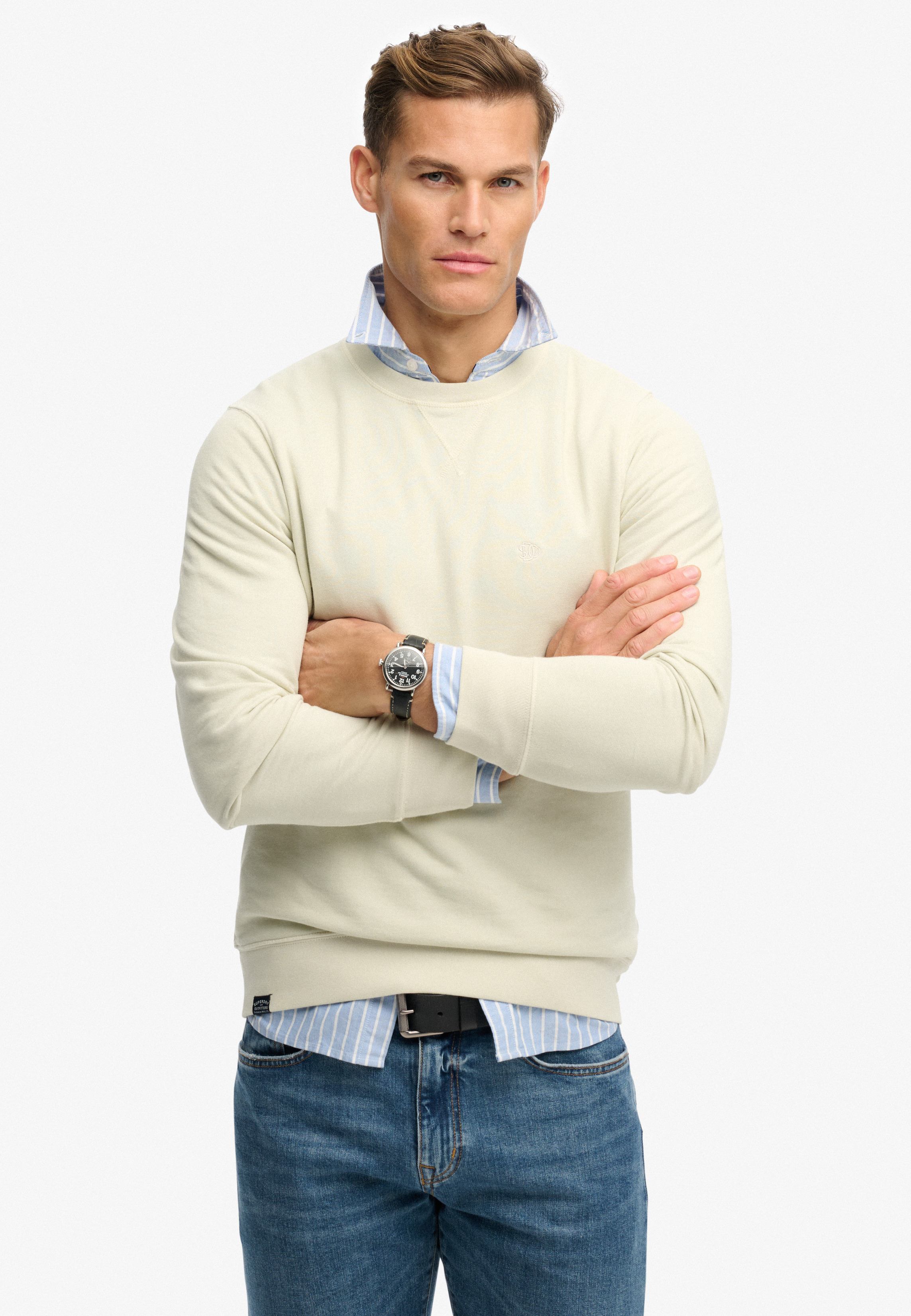 CLASSIC ESSENTIAL SWEATSHIRT