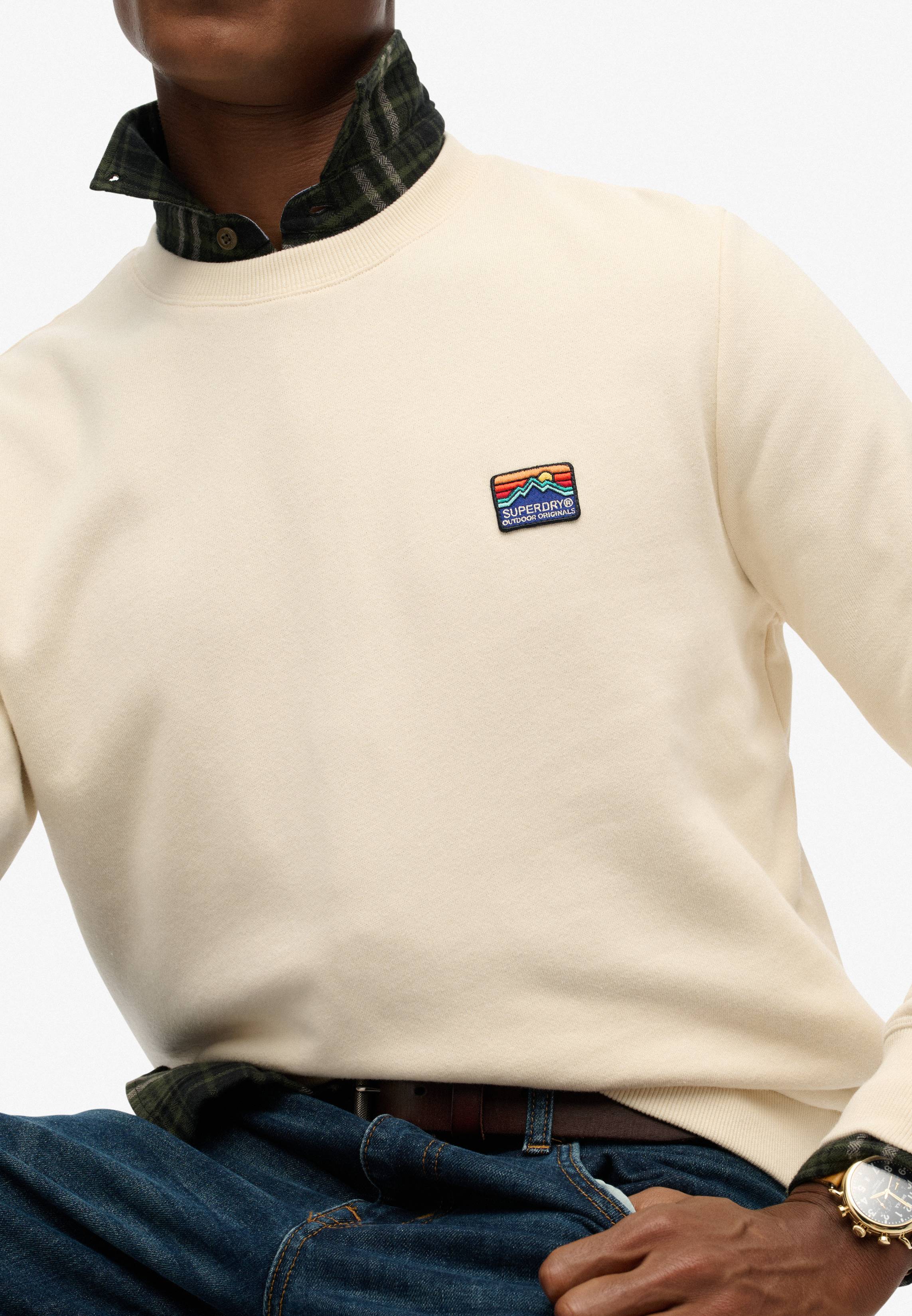 GREAT OUTDOORS EMB RLXD SWEAT