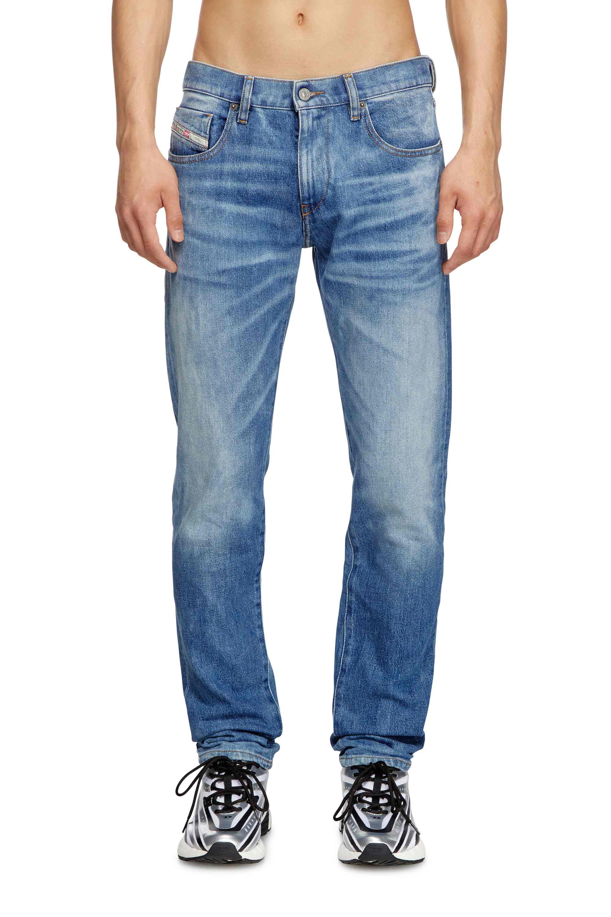Medium Blue 2019 D-Strukt L.32 Jeans