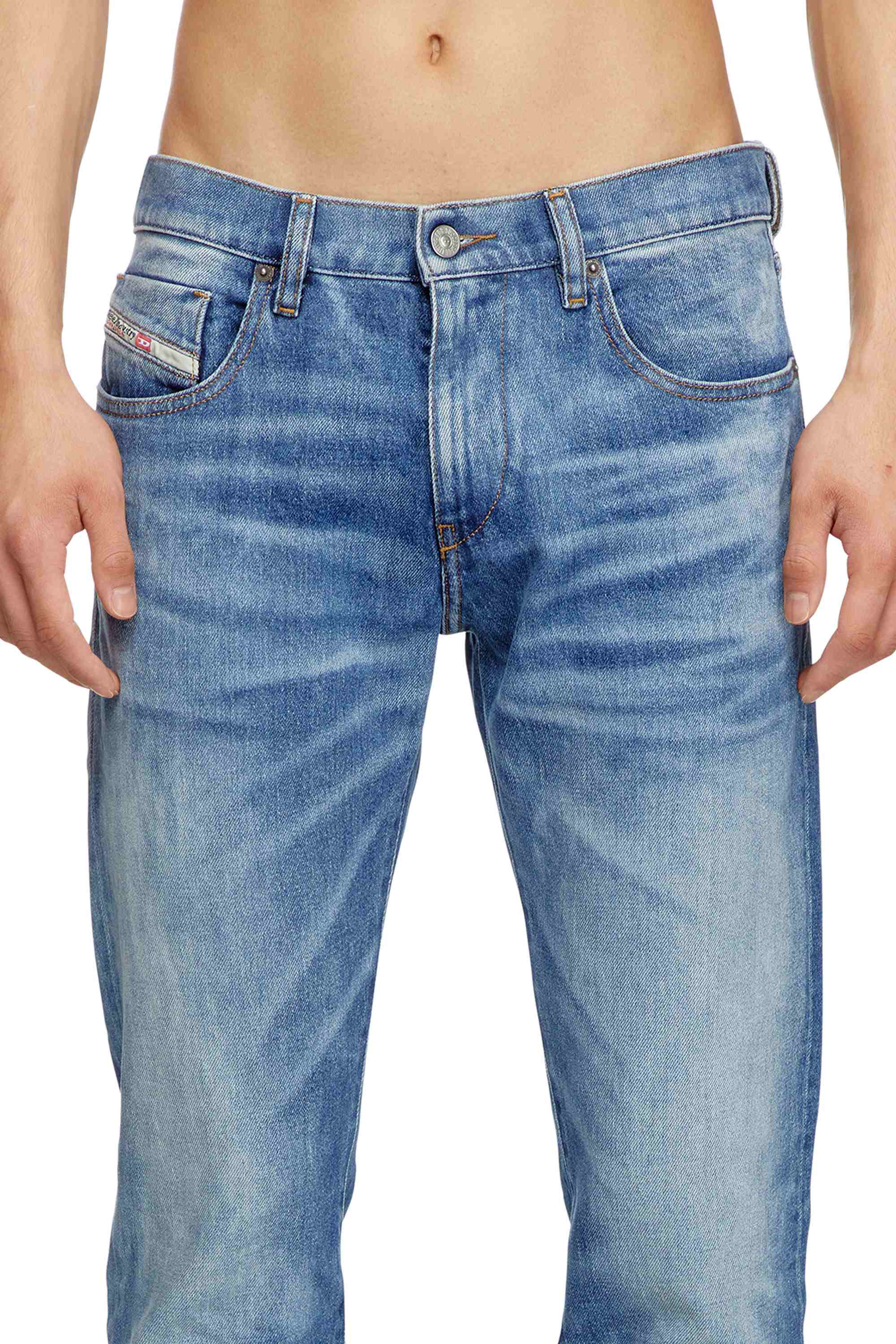 Medium Blue 2019 D-Strukt L.32 Jeans