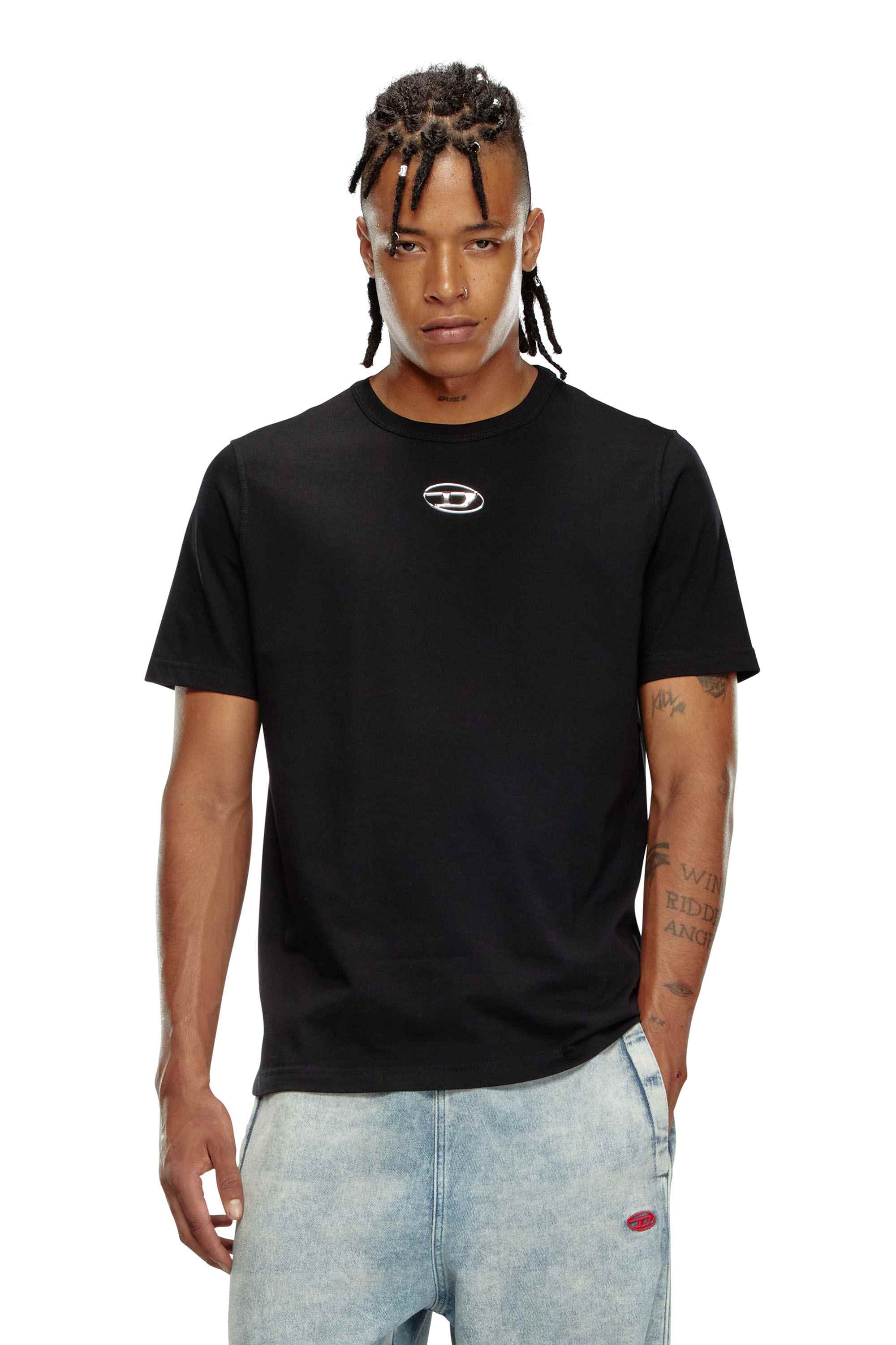 Black T-shirt with metallic Oval D