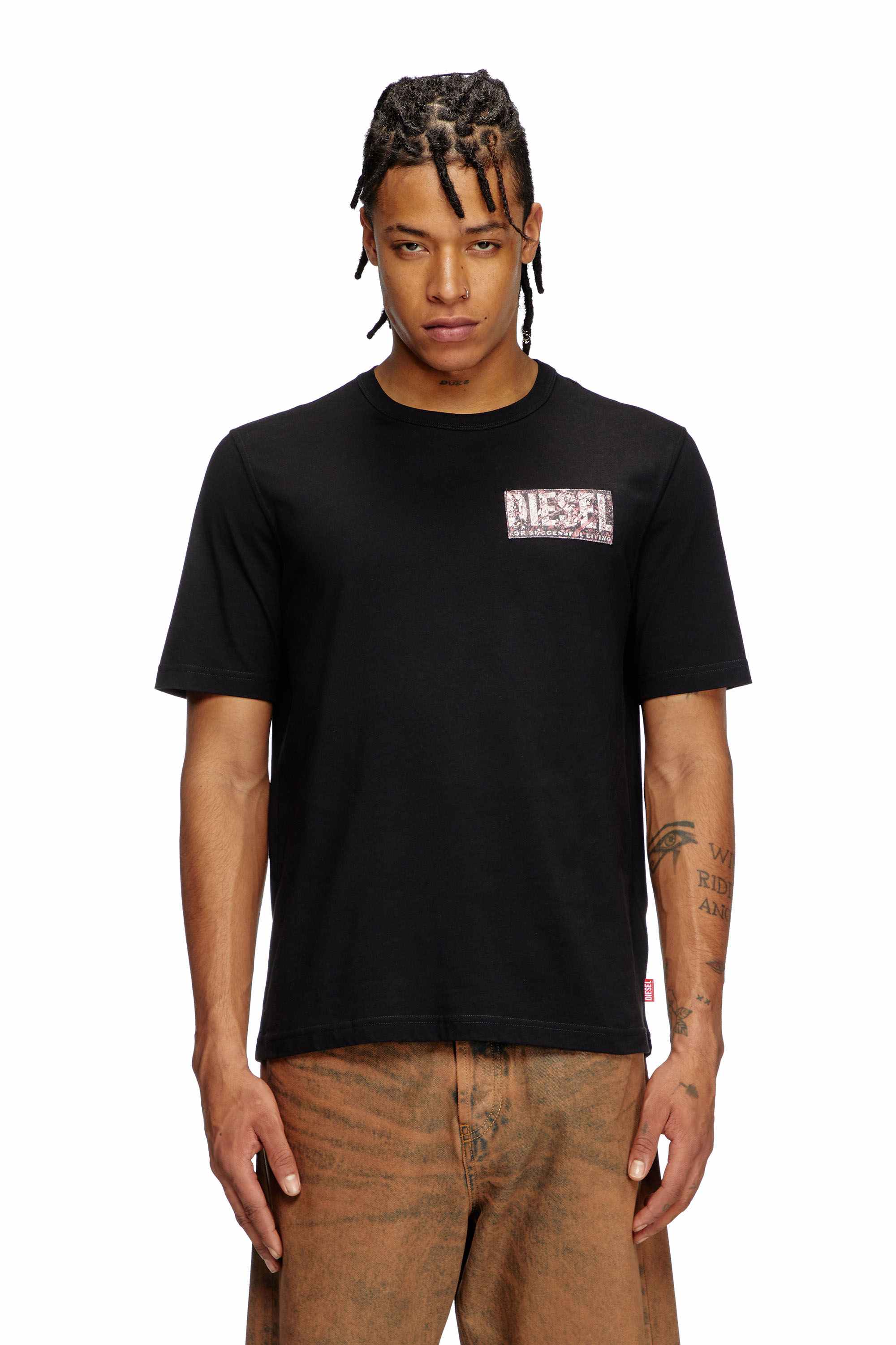 Black T-shirt with gabardine patch logo