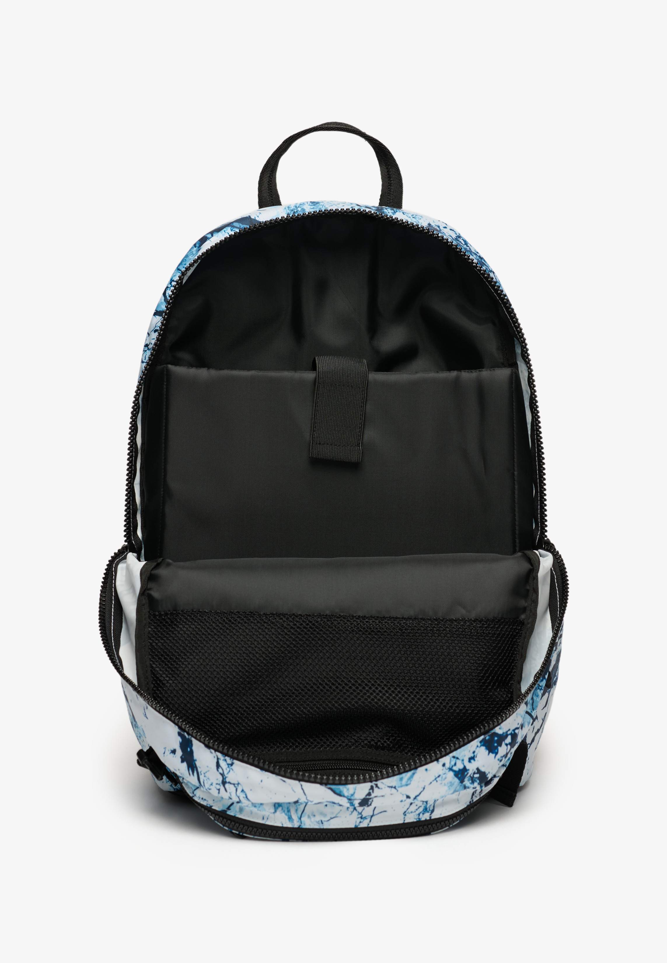 OUTDOOR 28L BACKPACK