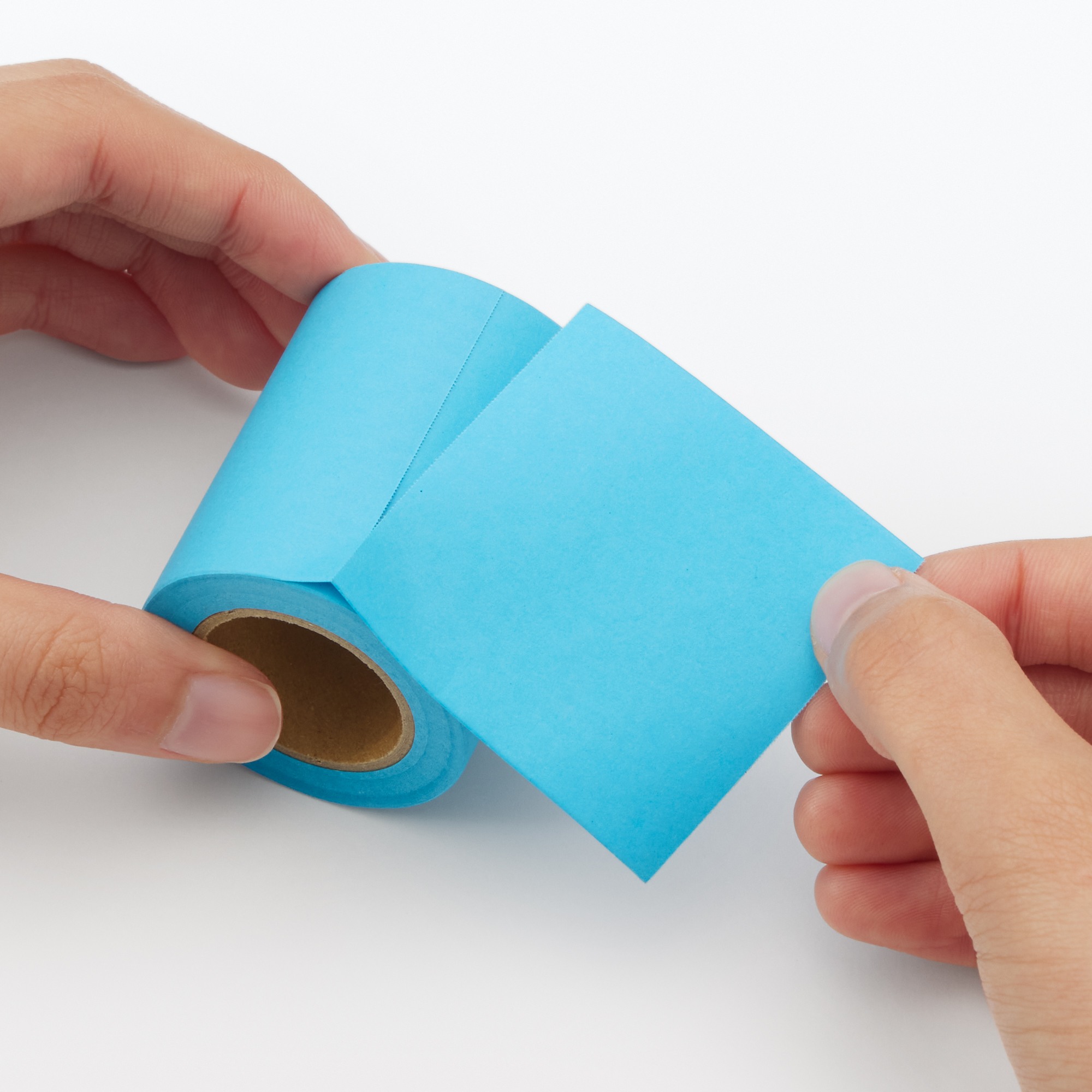 PERFORATED STICKY NOTE ROLL