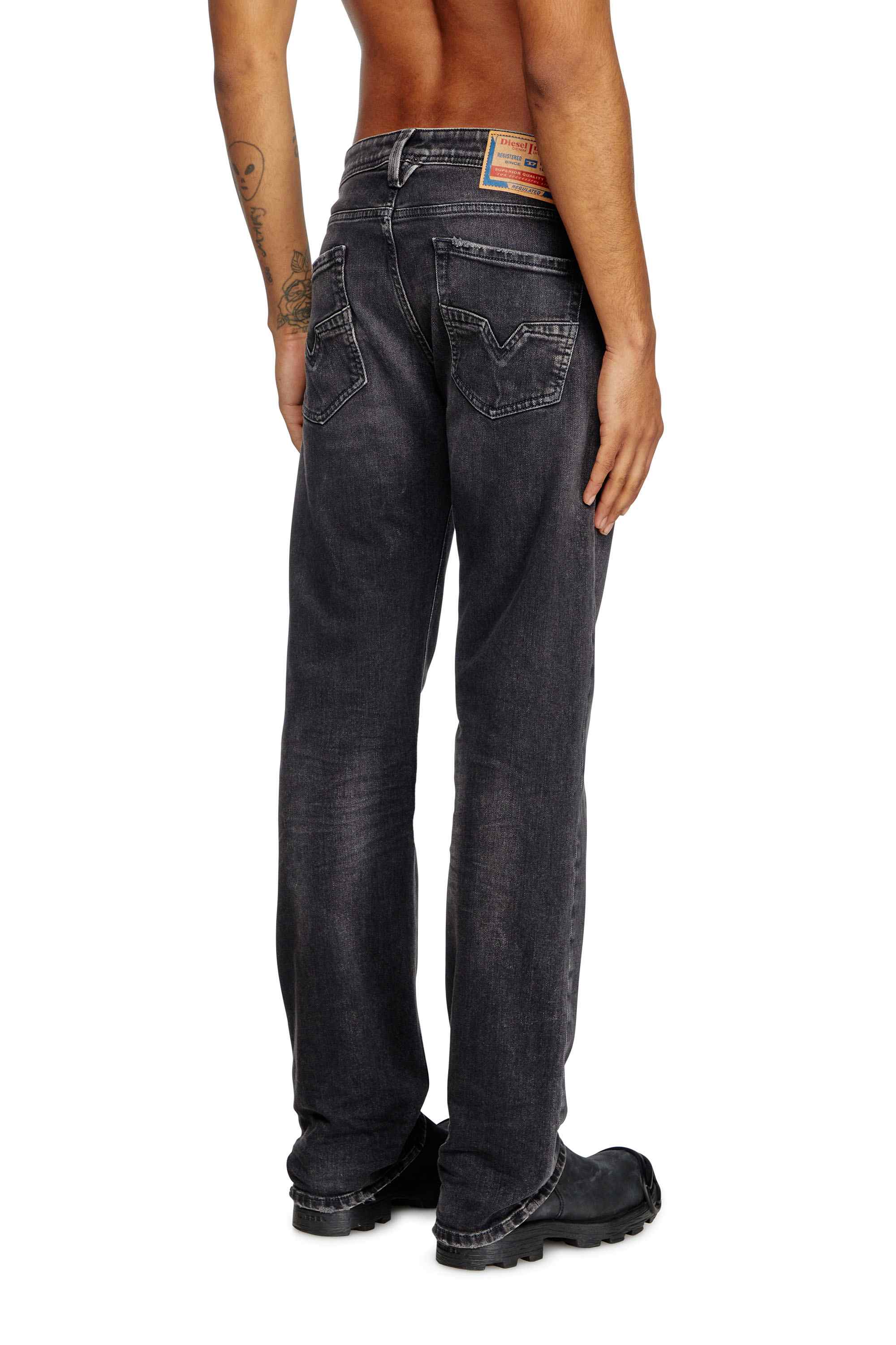 Black Regular Jeans - 1985 Larkee