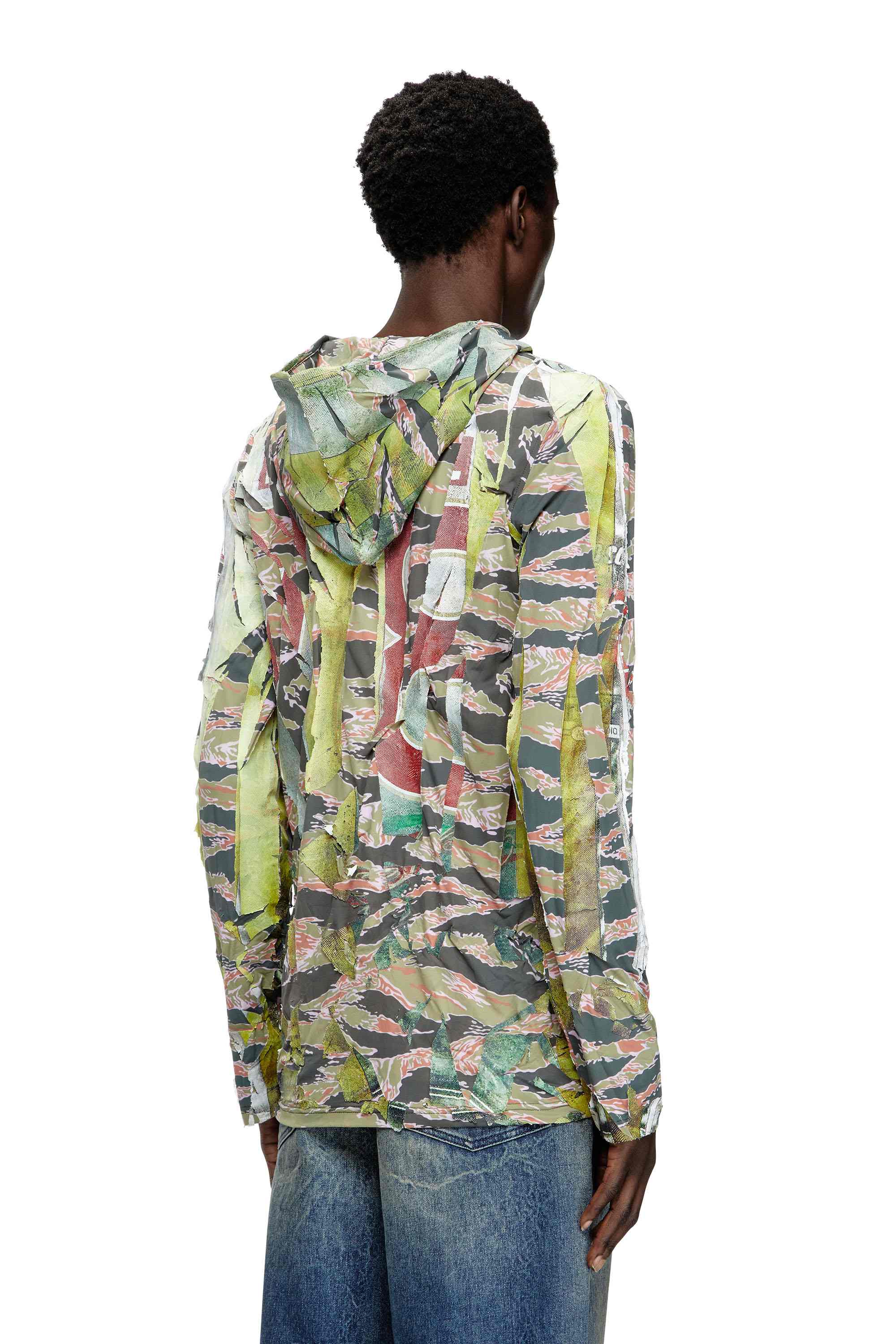 Multicolor Camo hooded top with cracked over-print