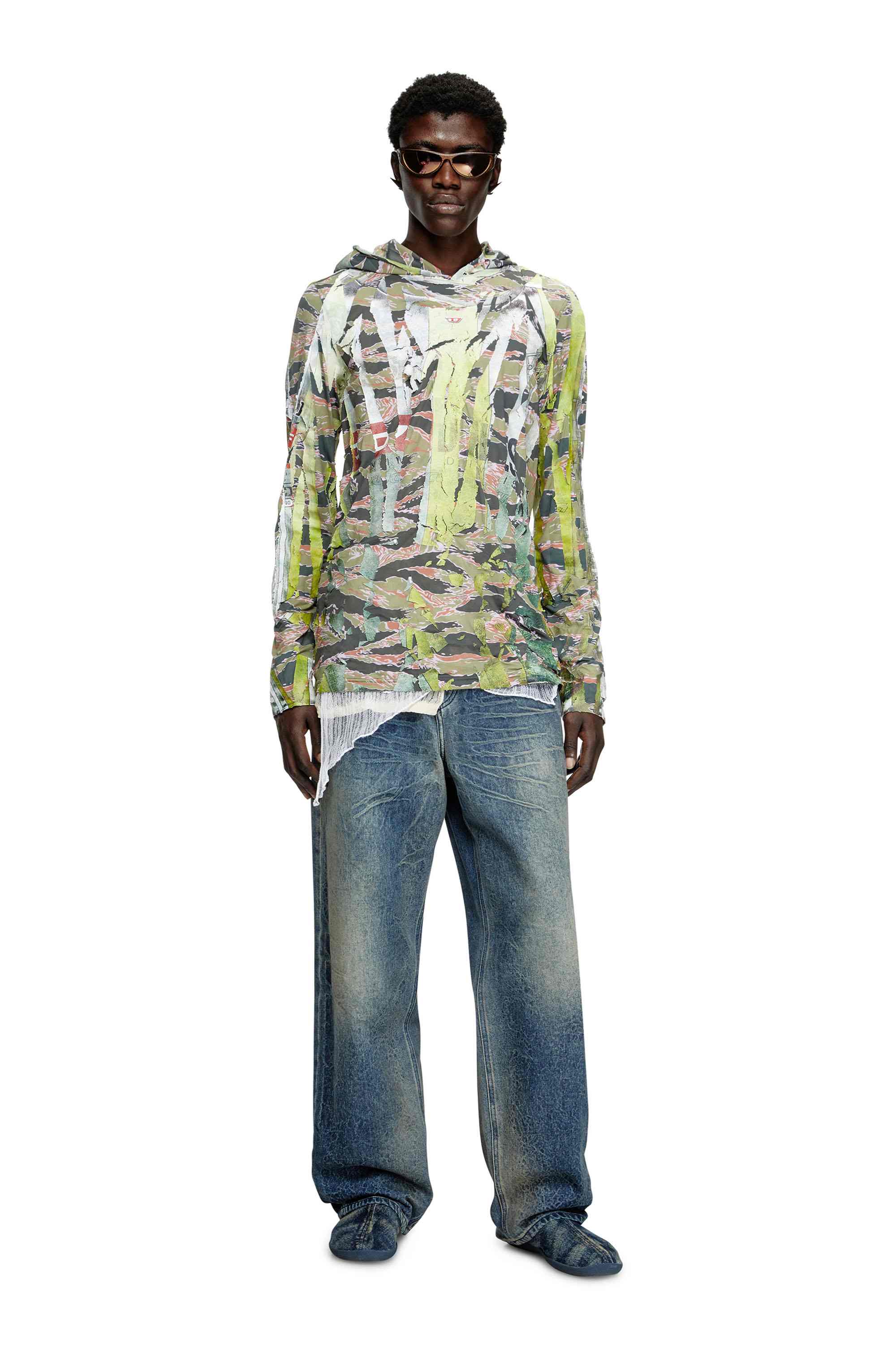 Multicolor Camo hooded top with cracked over-print