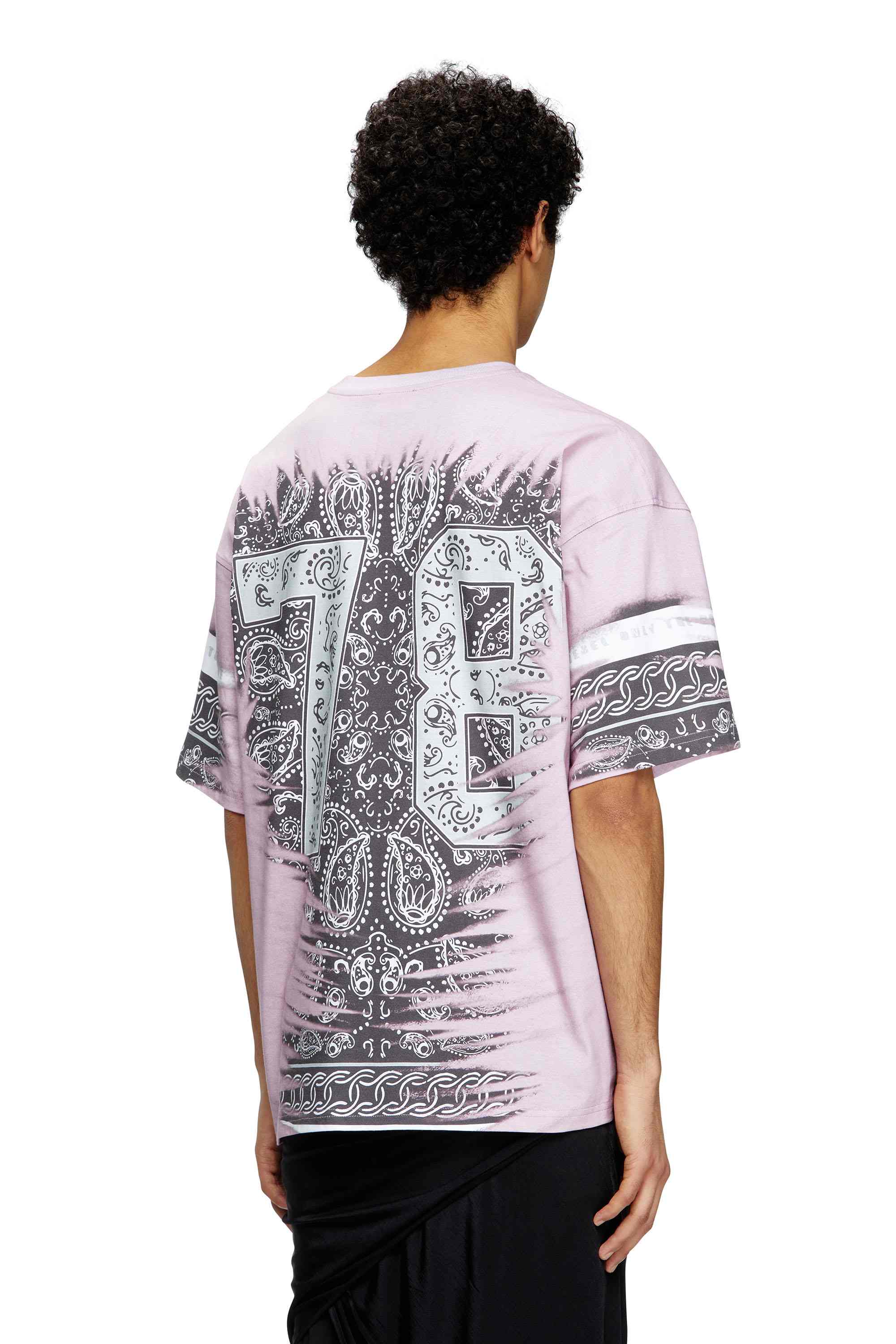 Pink T-shirt with 78 bandana print