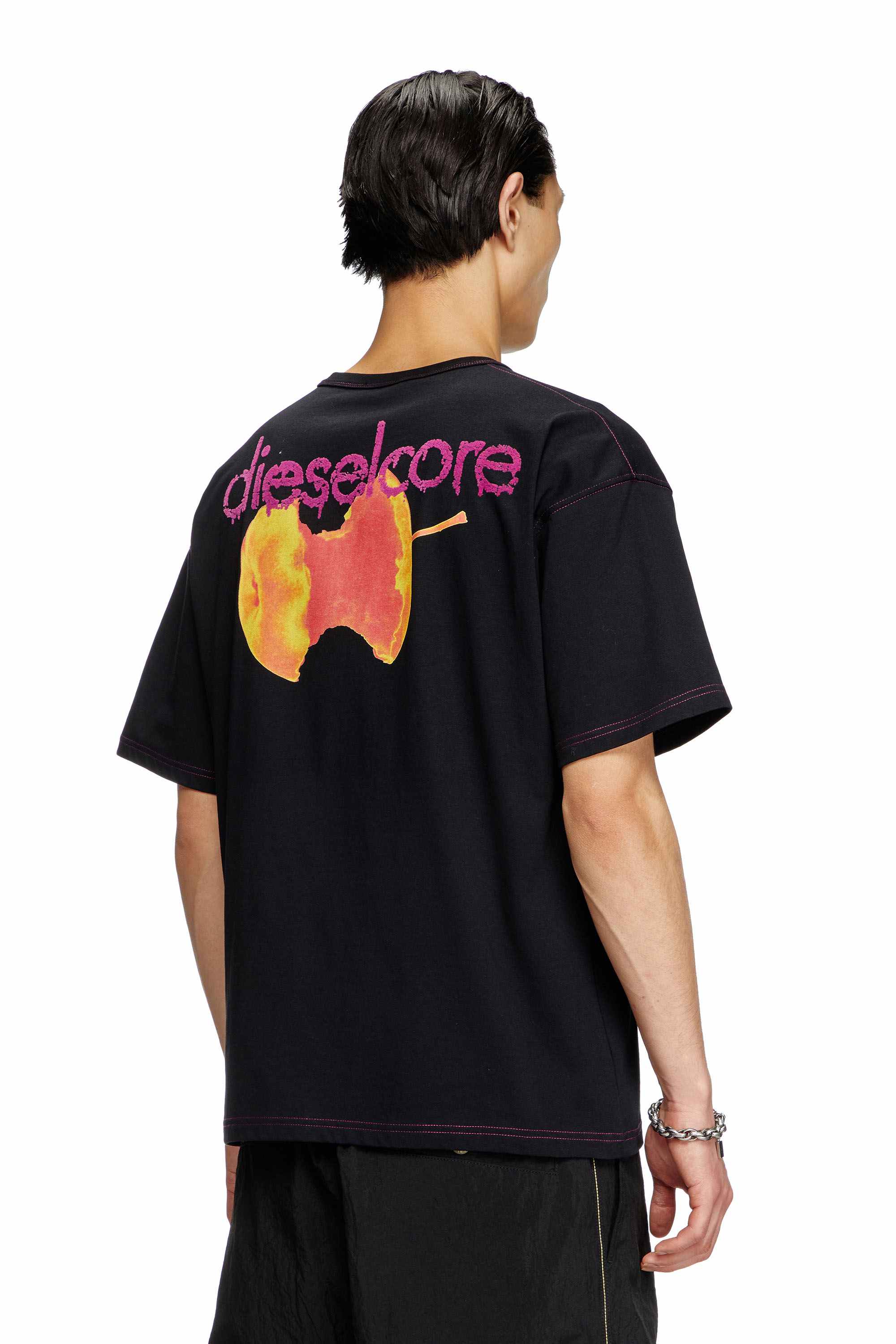 Black T-shirt with apple core print