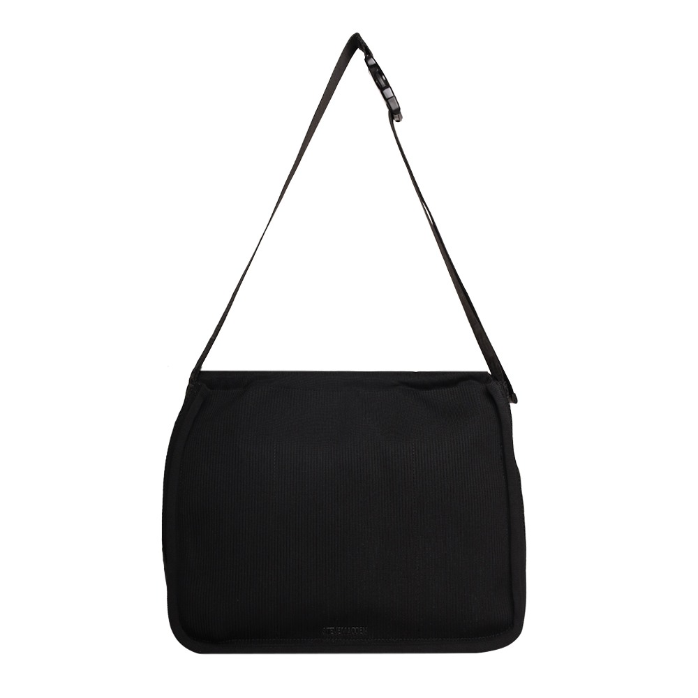 Bnelson Black-Black Crossbody