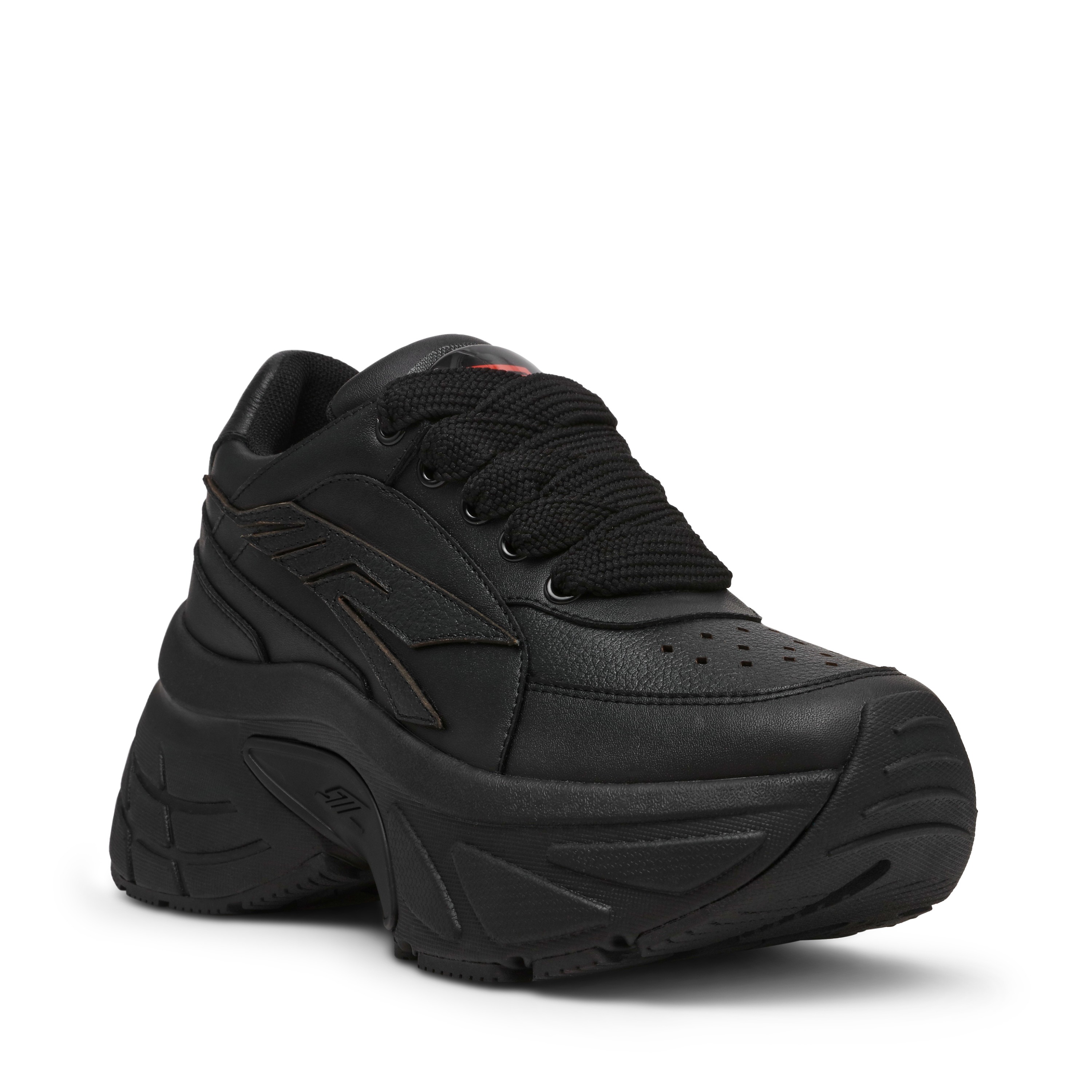 Bionic 2R Black Action Leather Sneakers