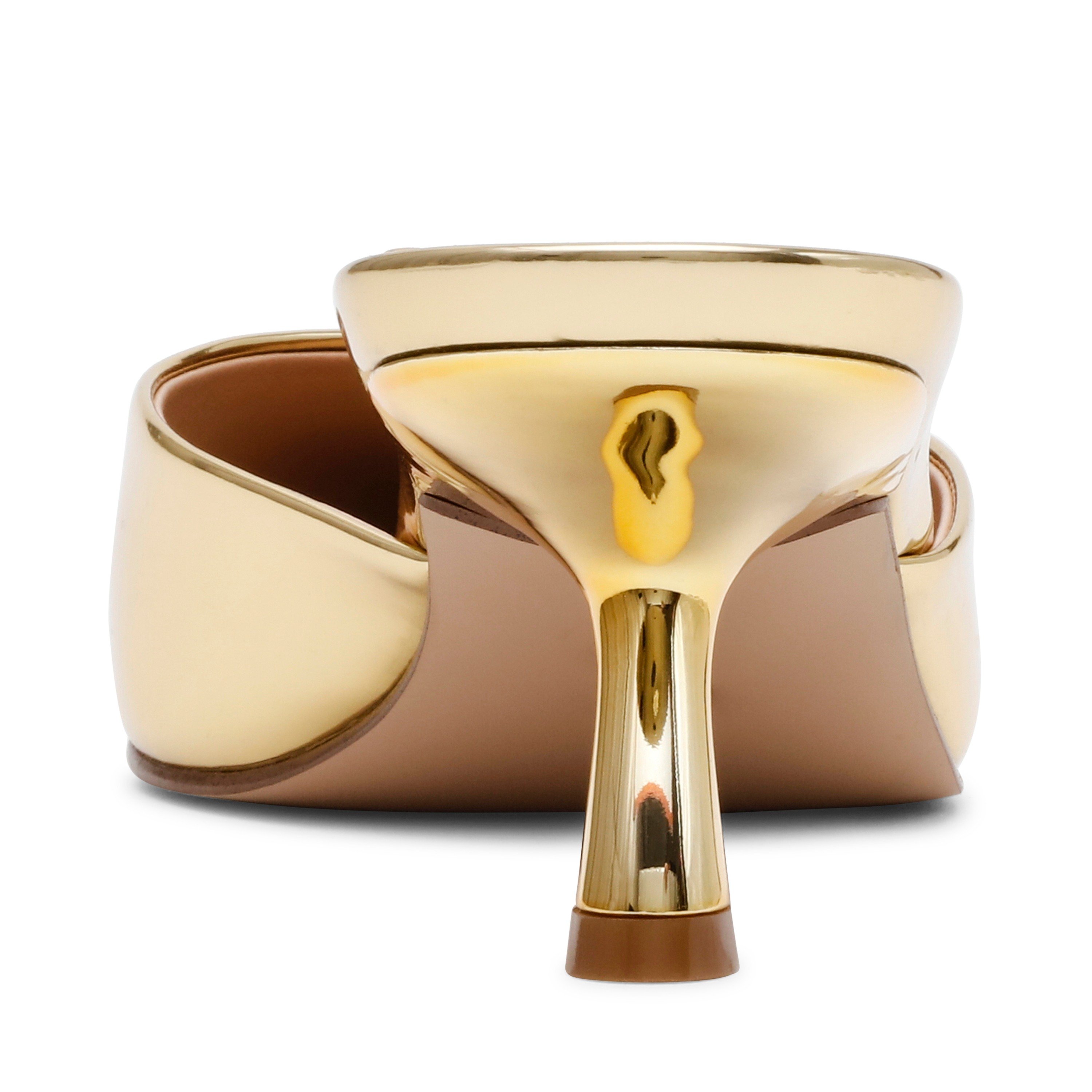 MICKI Gold Pumps