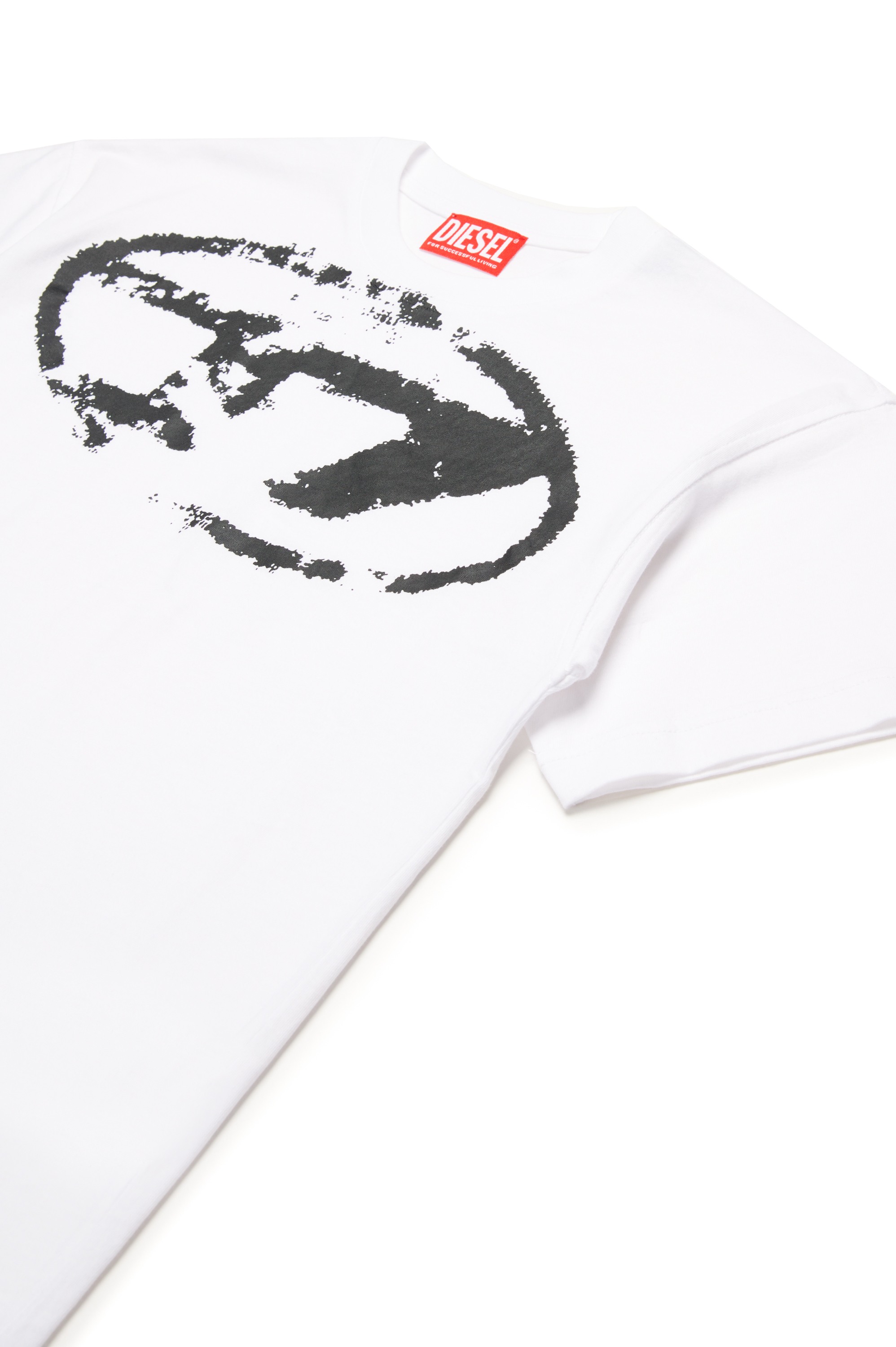 White TBQTXT14 Over Graphic T-Shirt