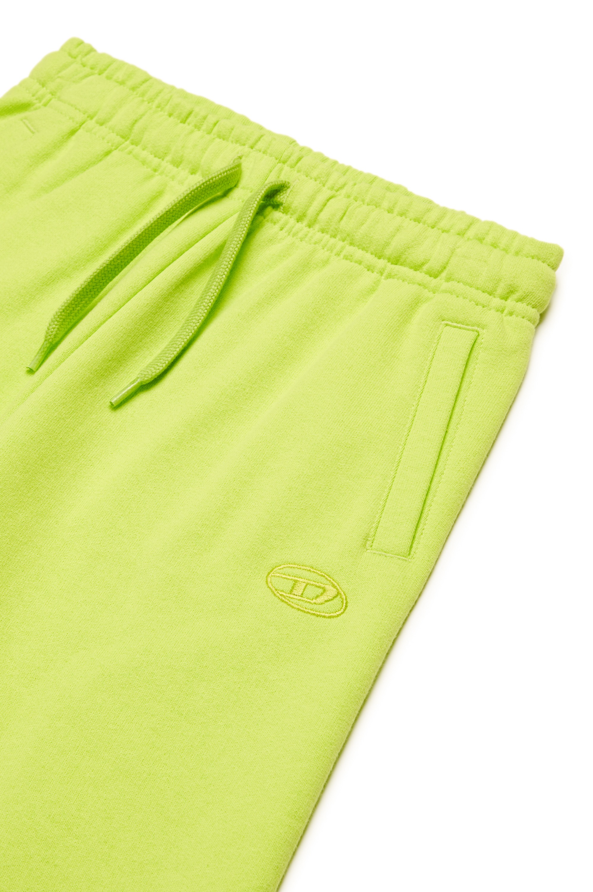 Green Sweats shorts with Oval D embroidery