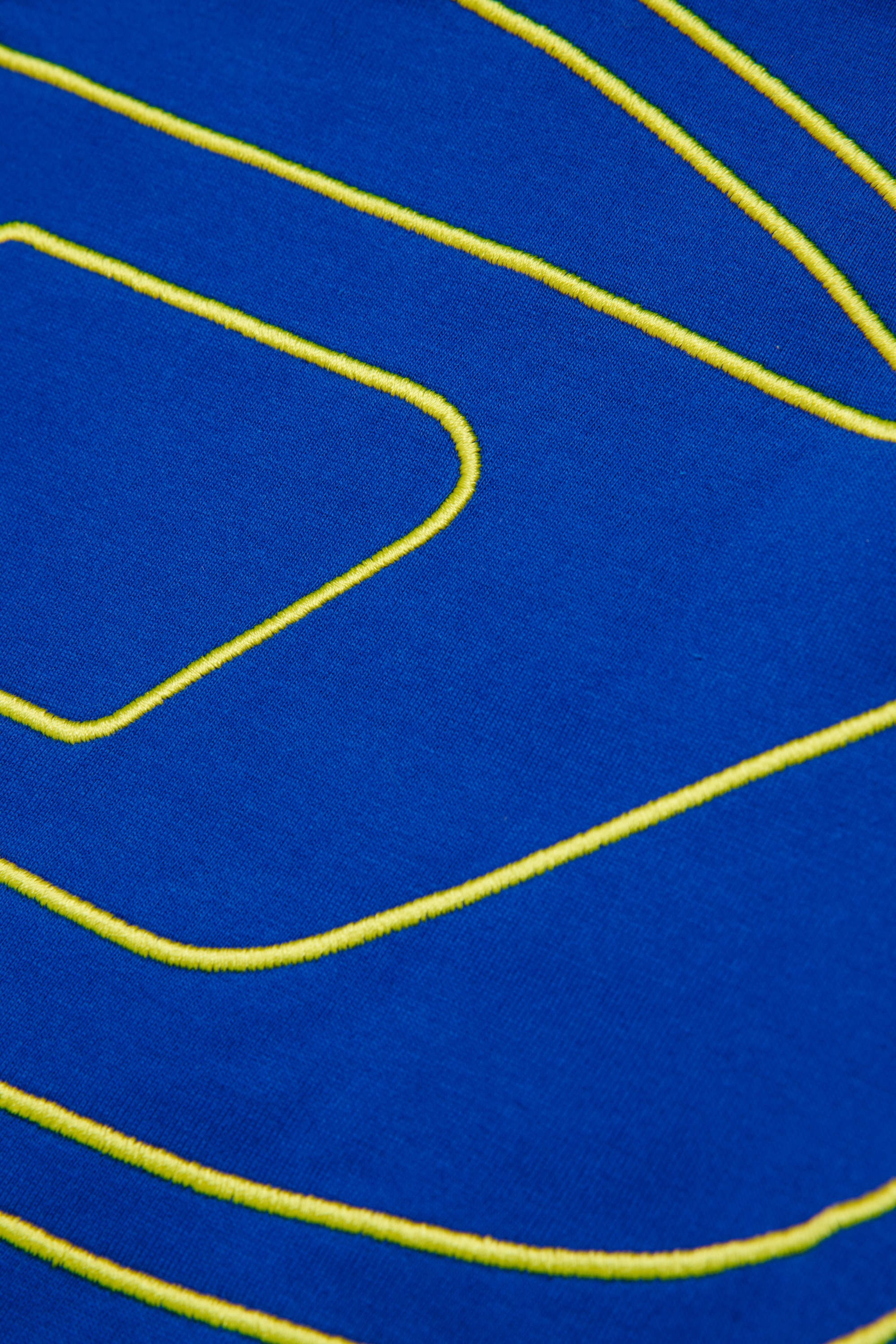 Blue T-shirt with mega Oval D embroidery