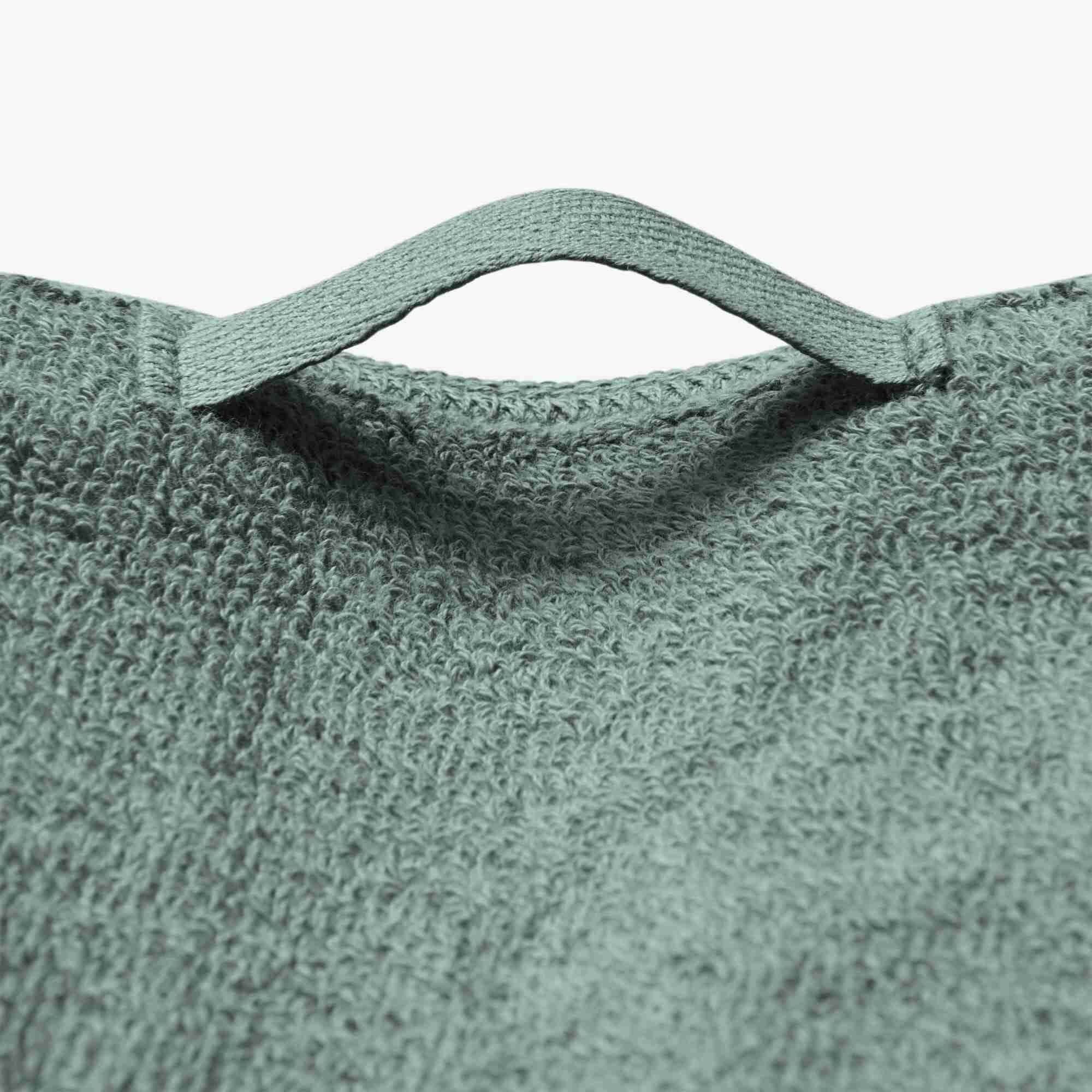 TWIN PILE LARGE BATH TOWEL WITH LOOP