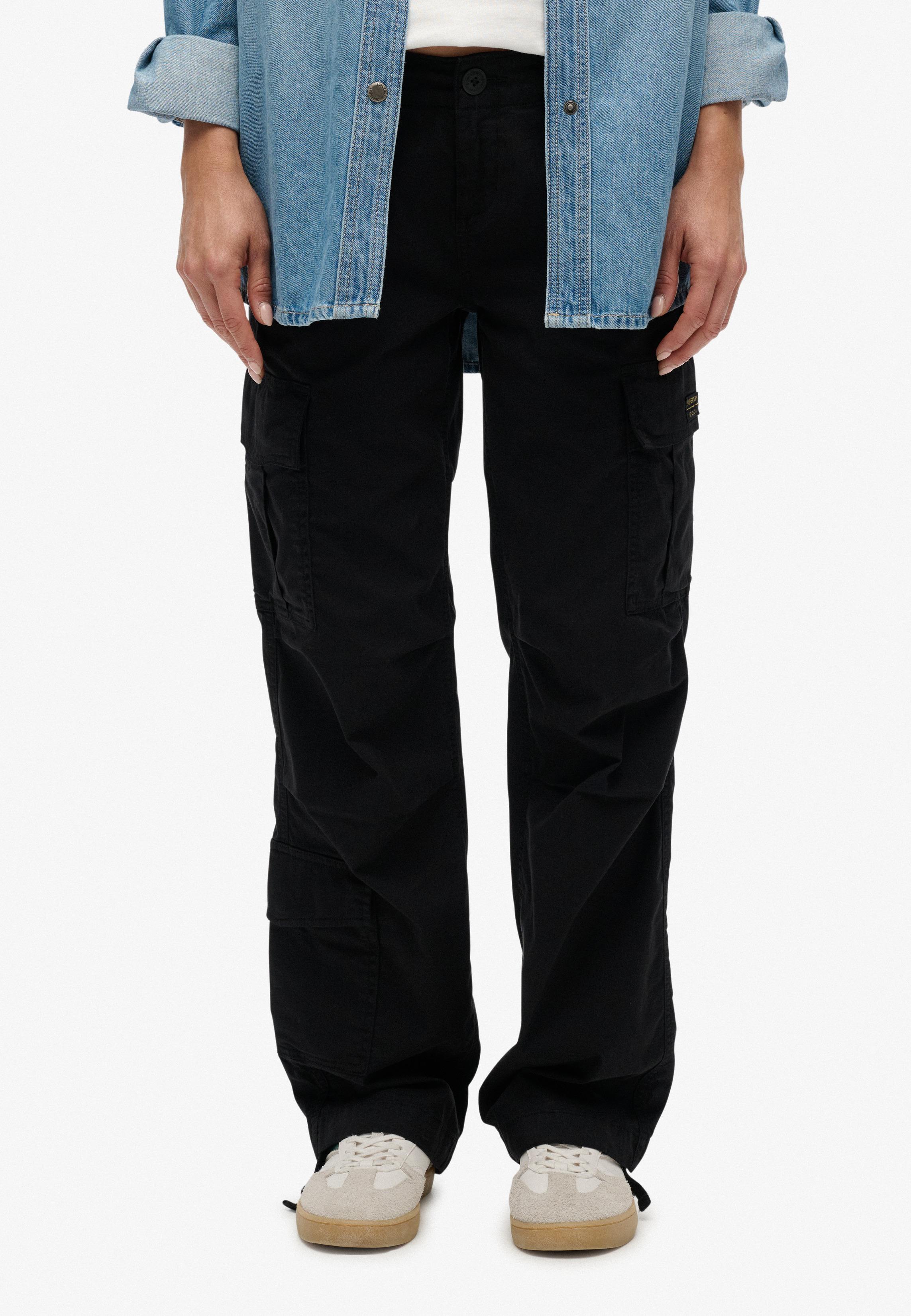 LOW RISE STRAIGHT CARGO PANT