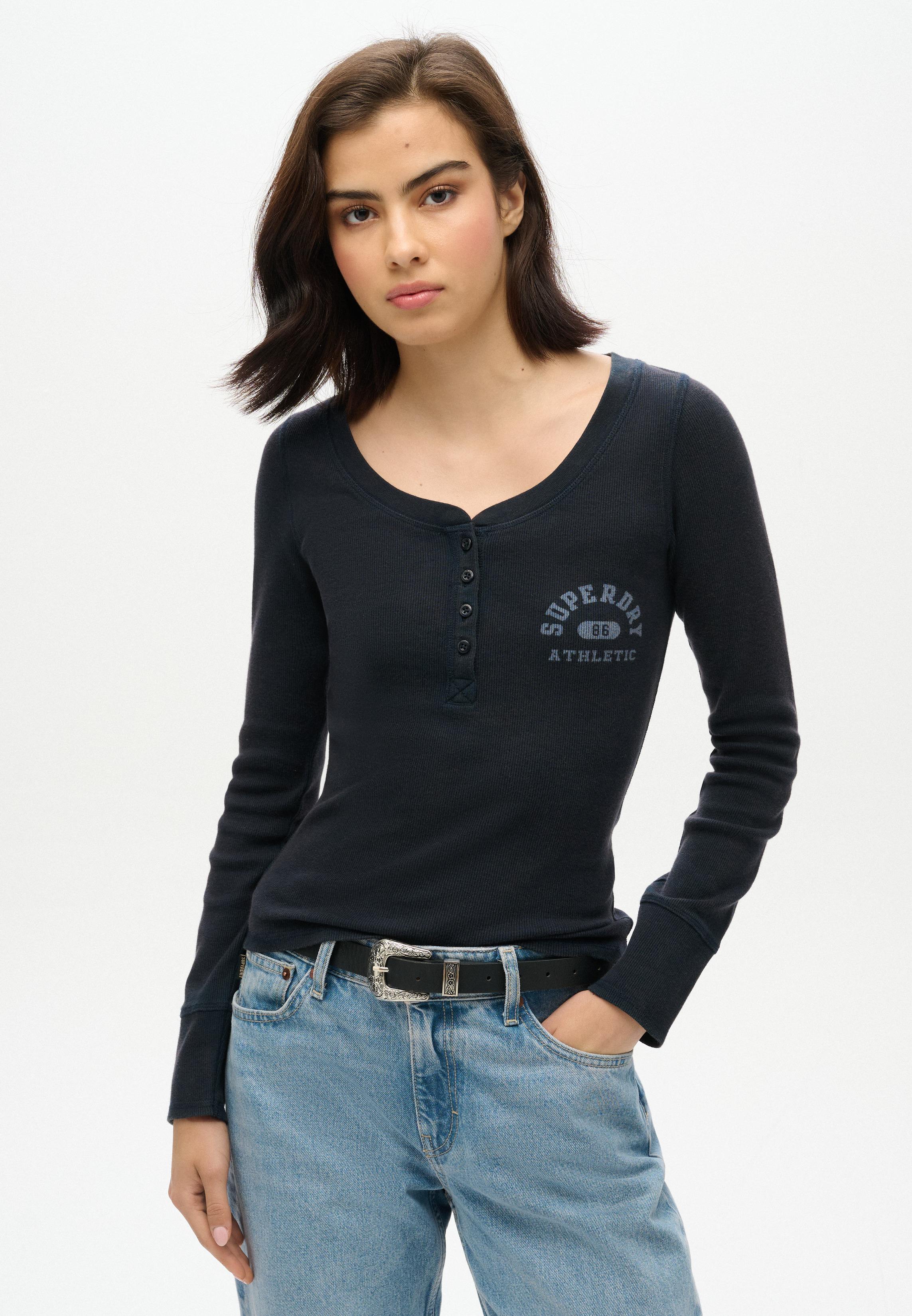 ATHLETIC BUTTON DOWN LS TOP