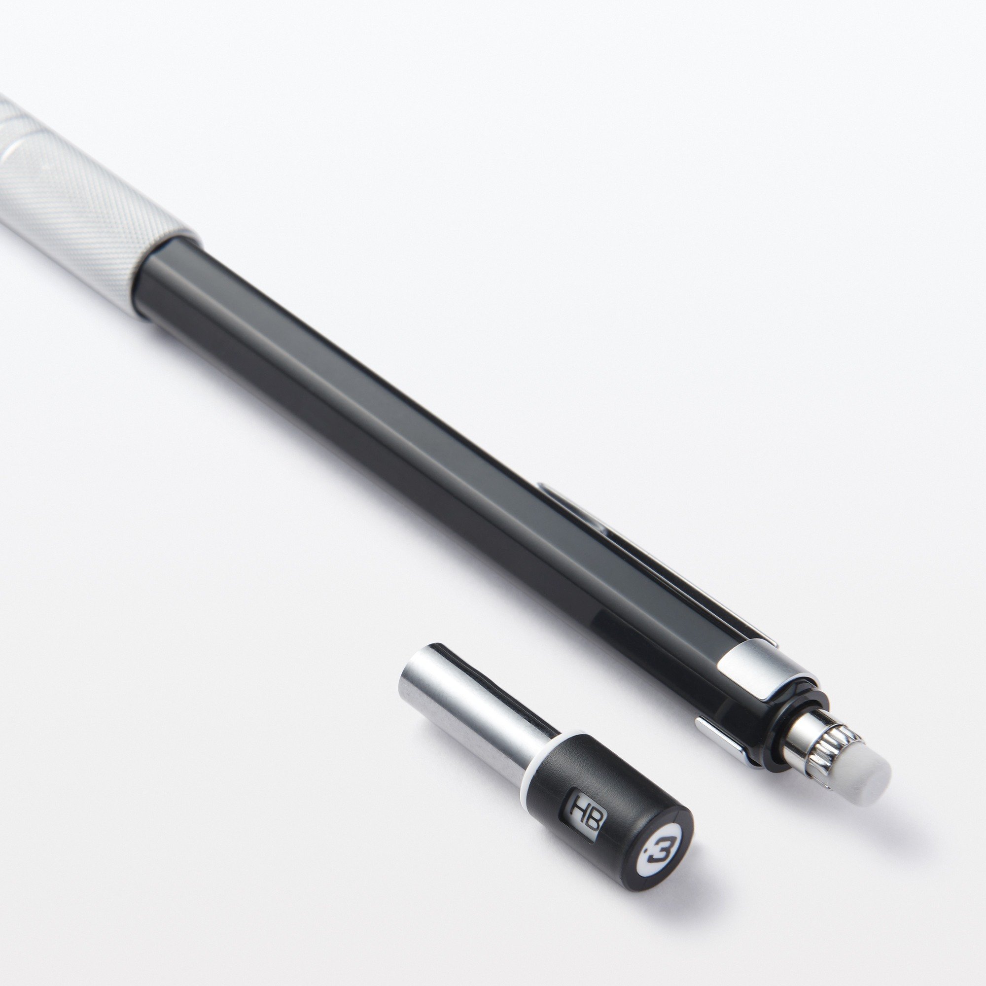 Balanced mechanical pencil