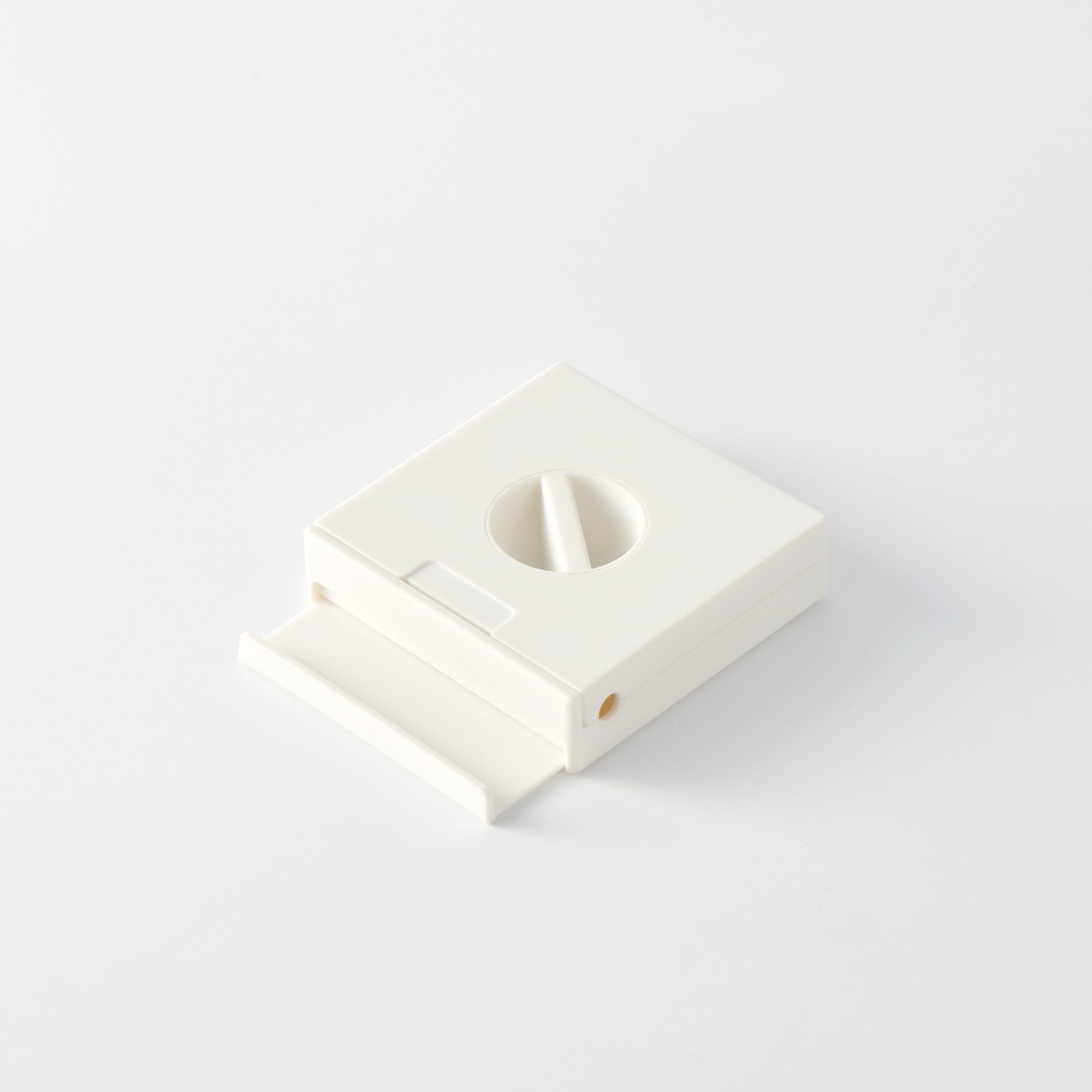 POLYPROPYLENE CABLE CASE W/STAND
