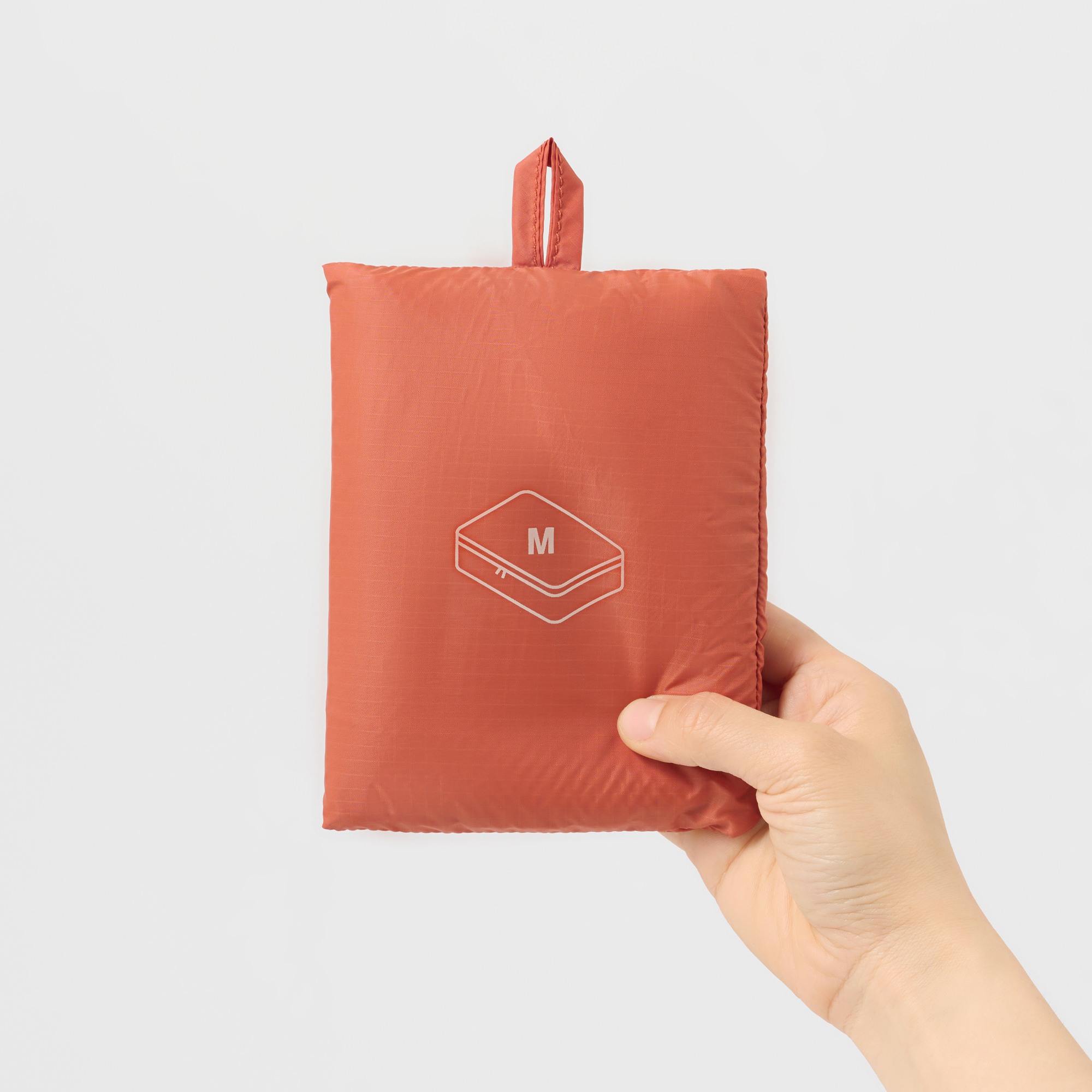 FOLDABLE STORAGE CASE M