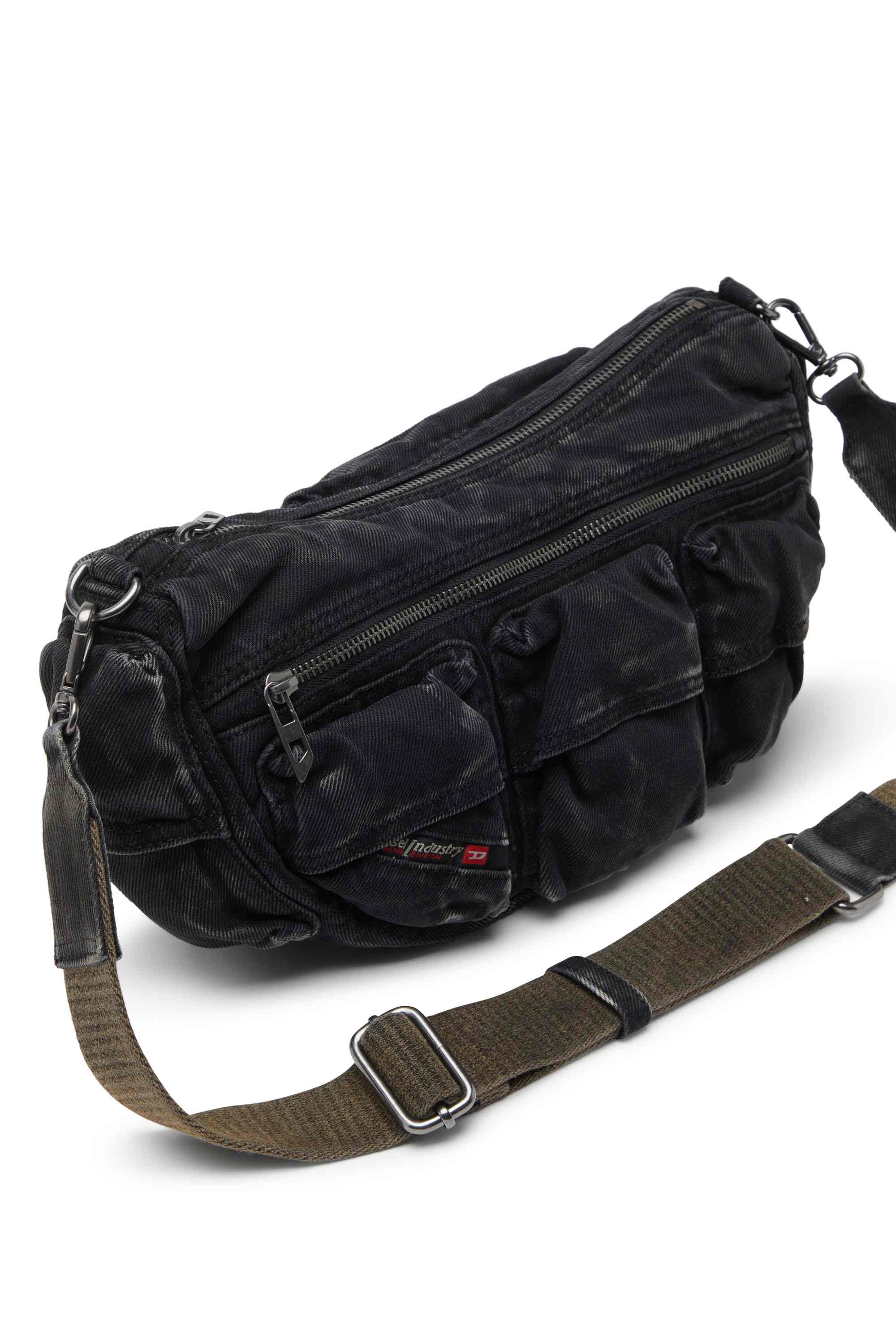 Black Multi-Pkts-Multipocket bag in washed denim