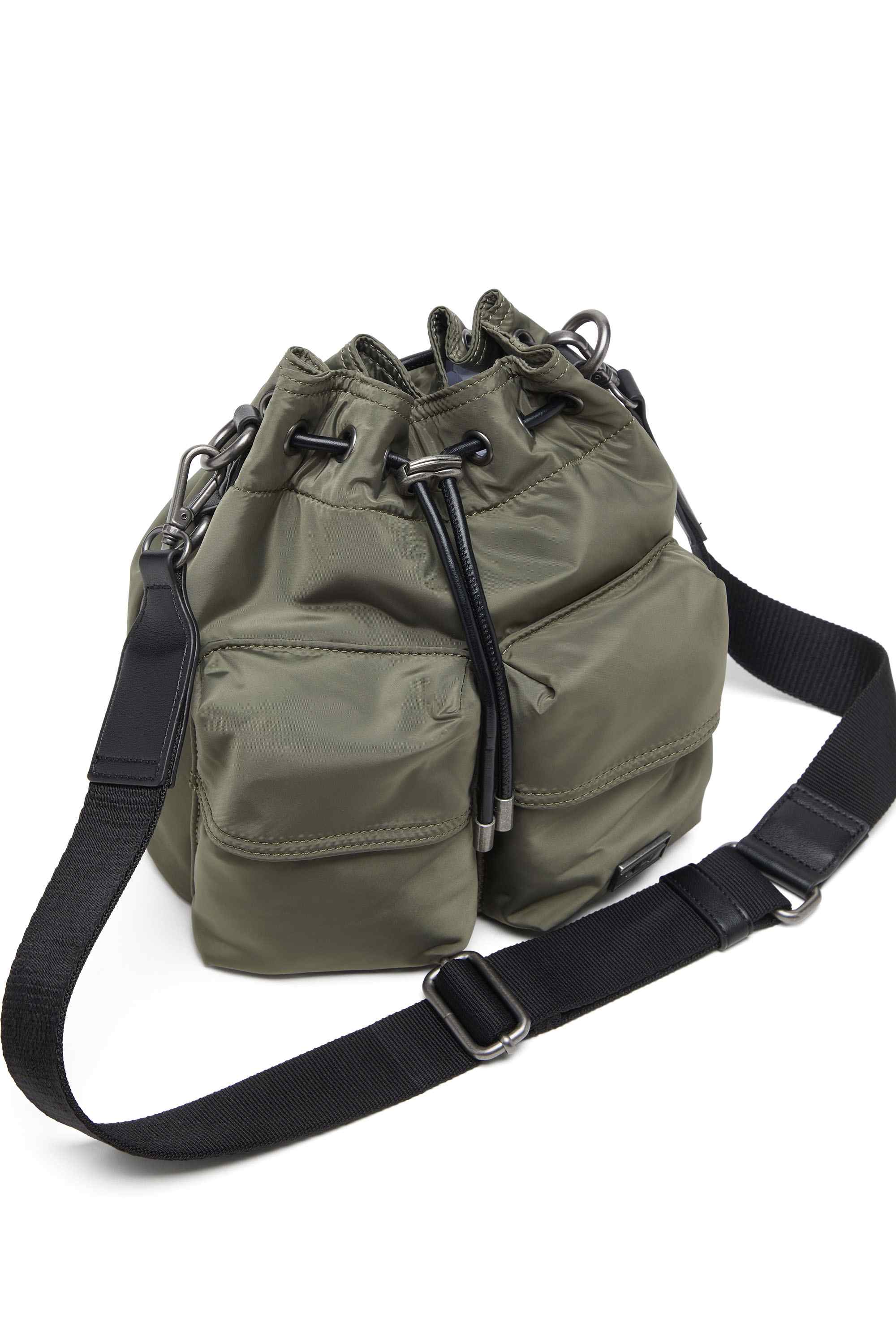 Green Multi-Pkts-Multipocket bucket bag in utilitarian shell