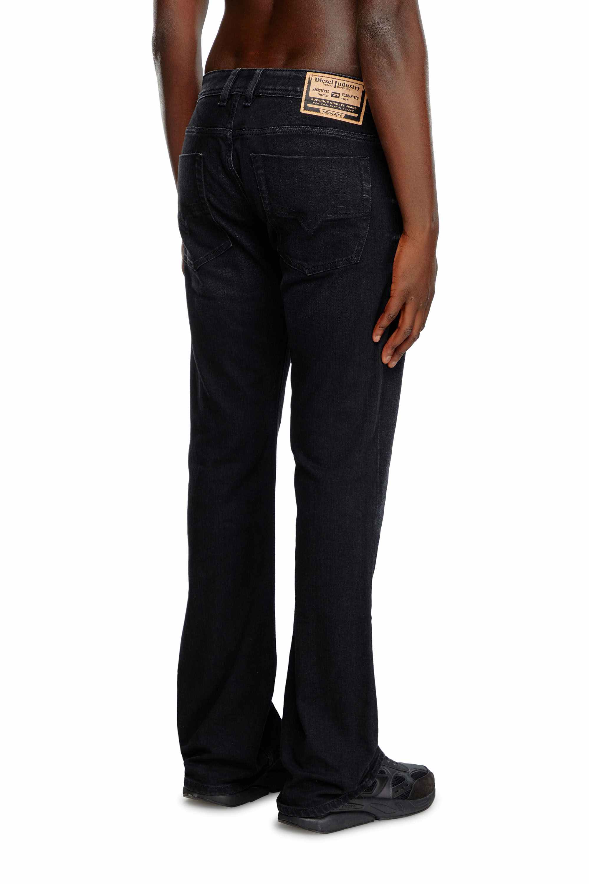 Black Bootcut Jeans - Zatiny