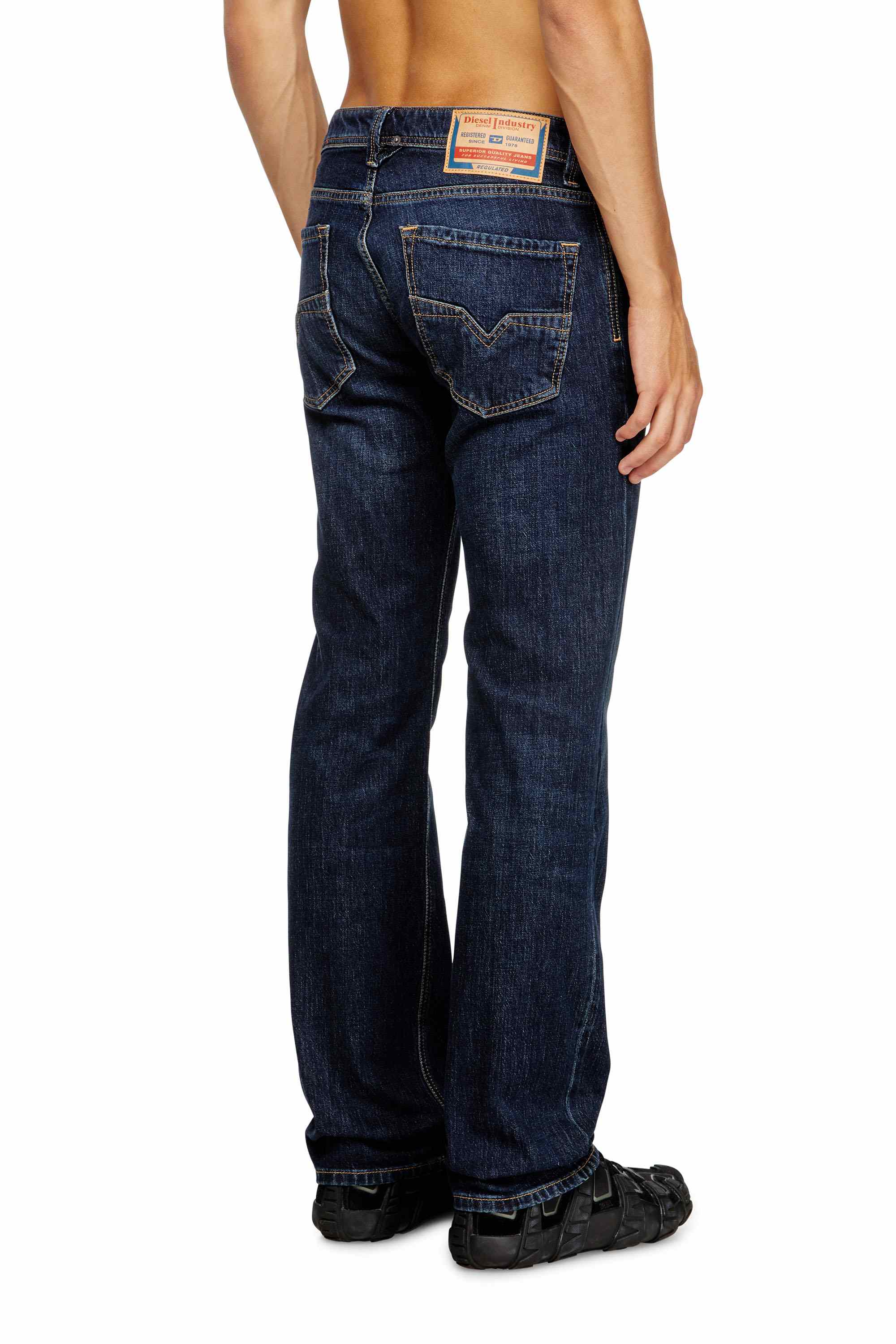 Dark Blue Regular Jeans - 1985 Larkee