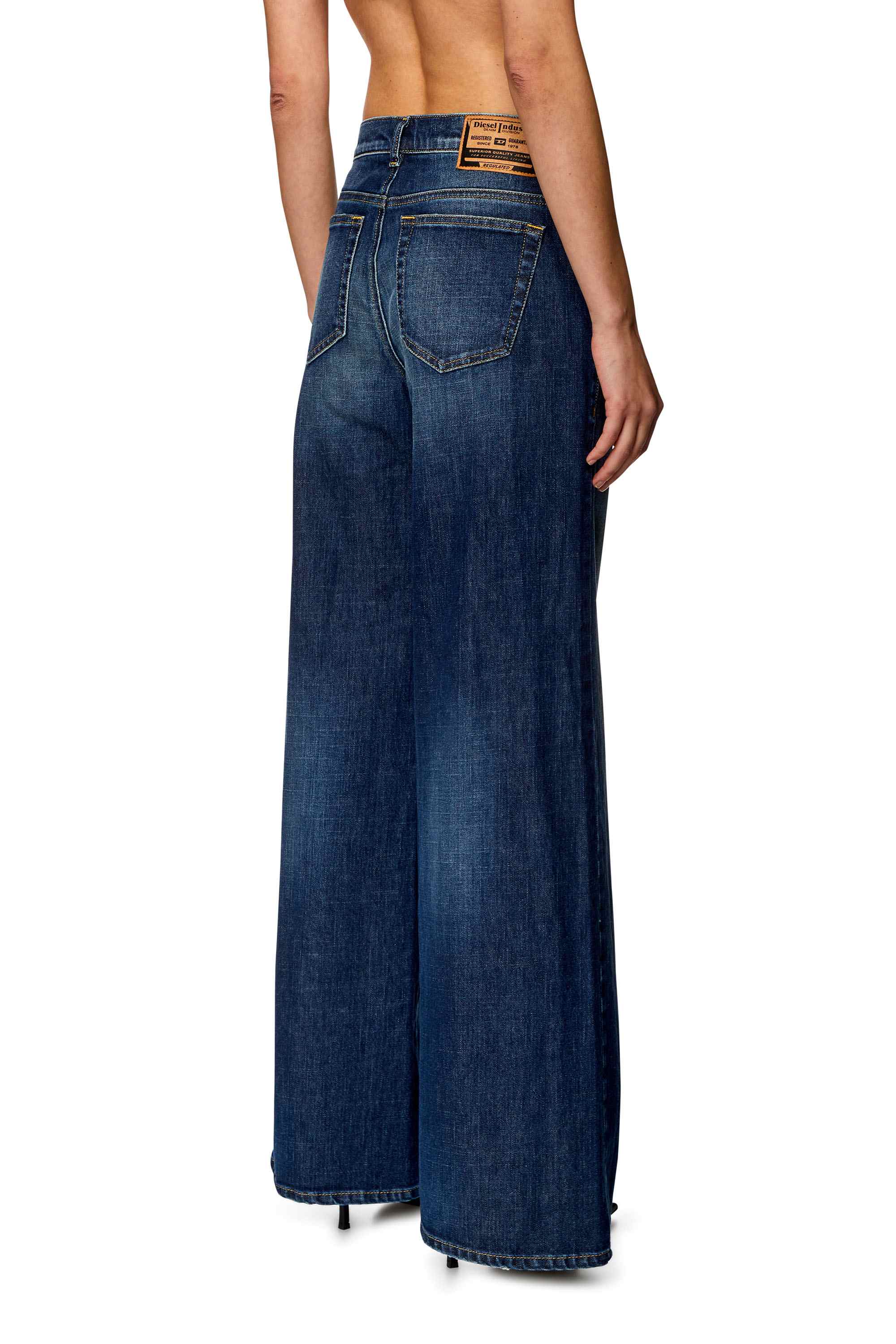 Blue Flare Jeans - 1978 D-Akemi
