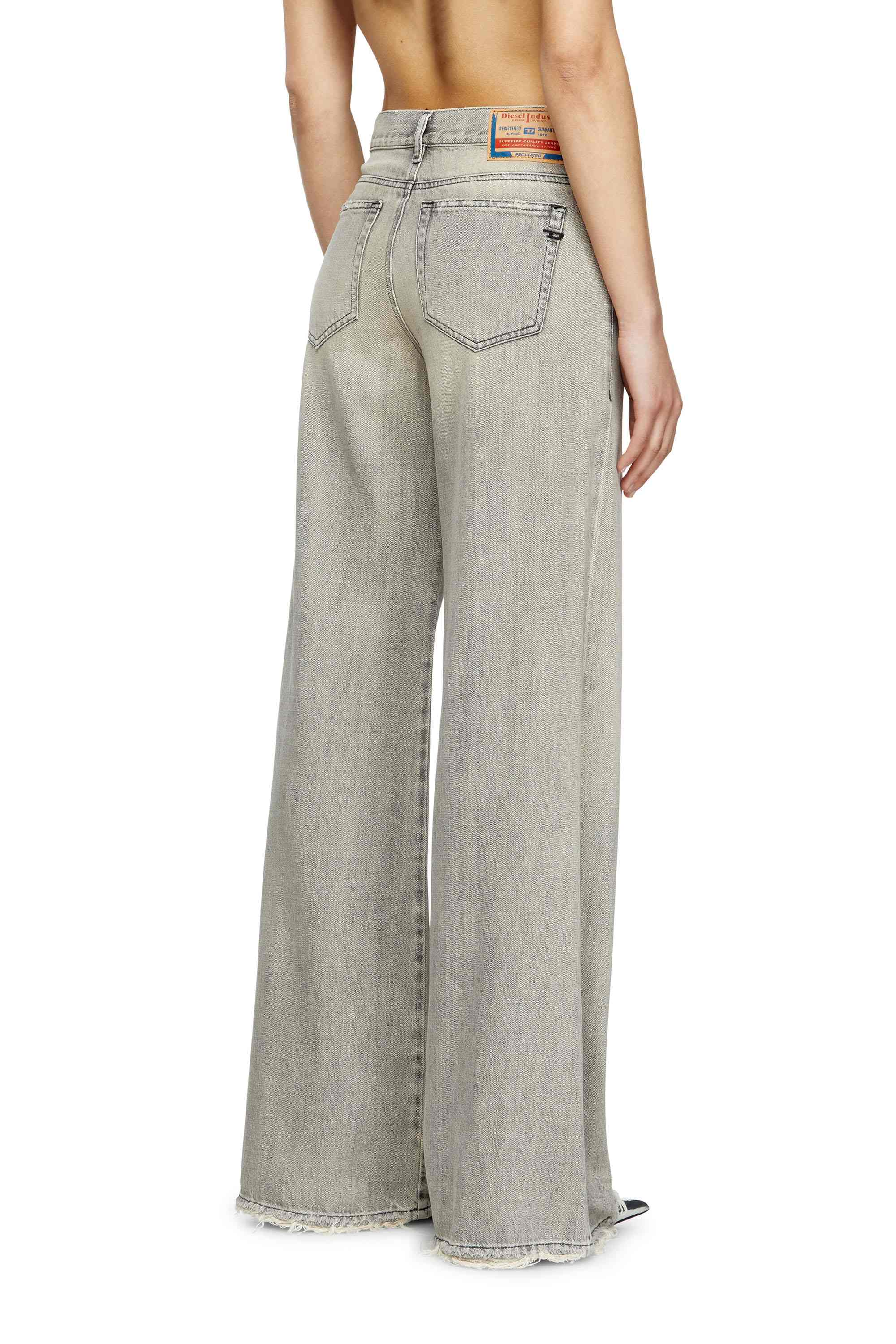 Grey Flare Jeans - 1978 D-Akemi