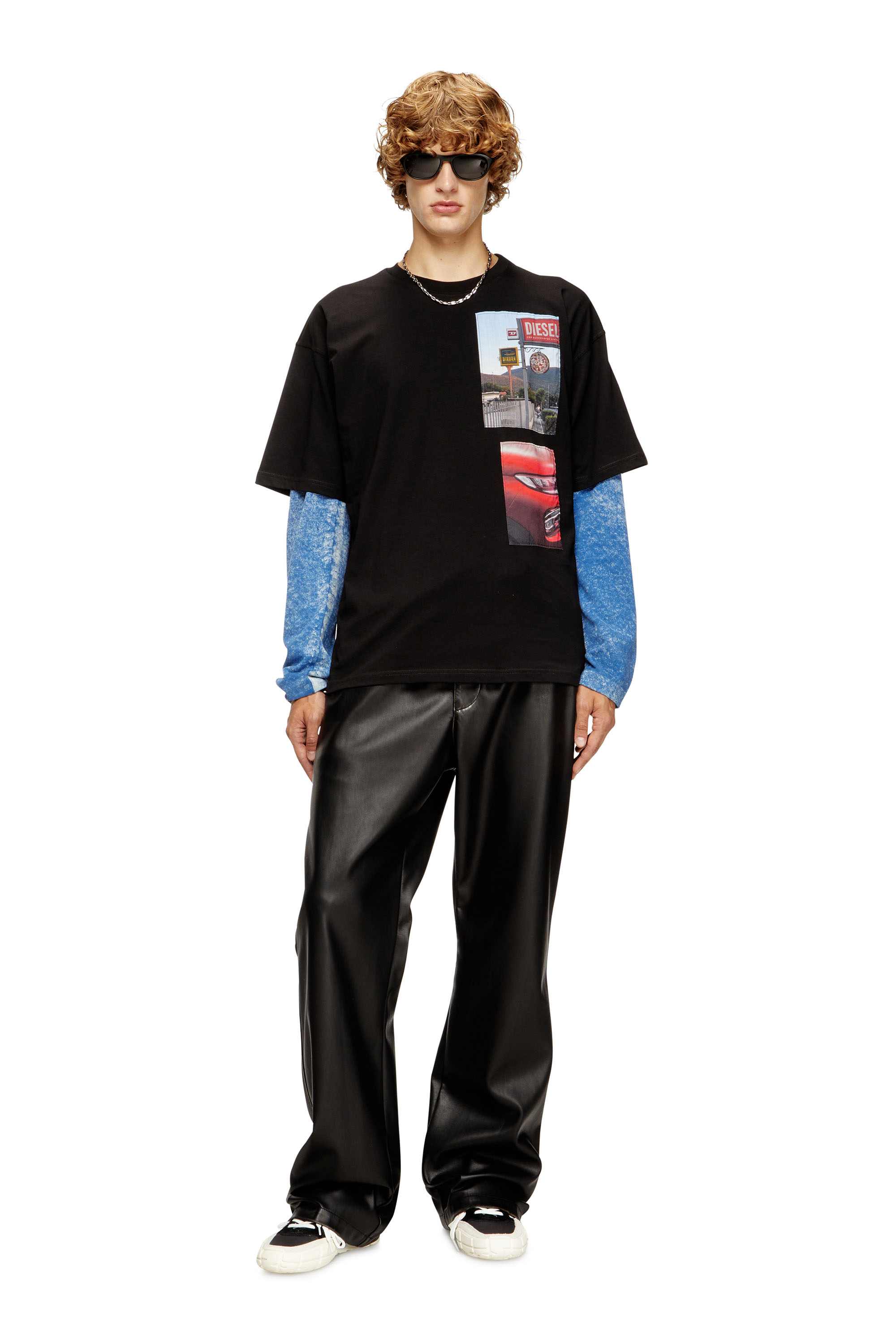 Black T-shirt with logo photo patches