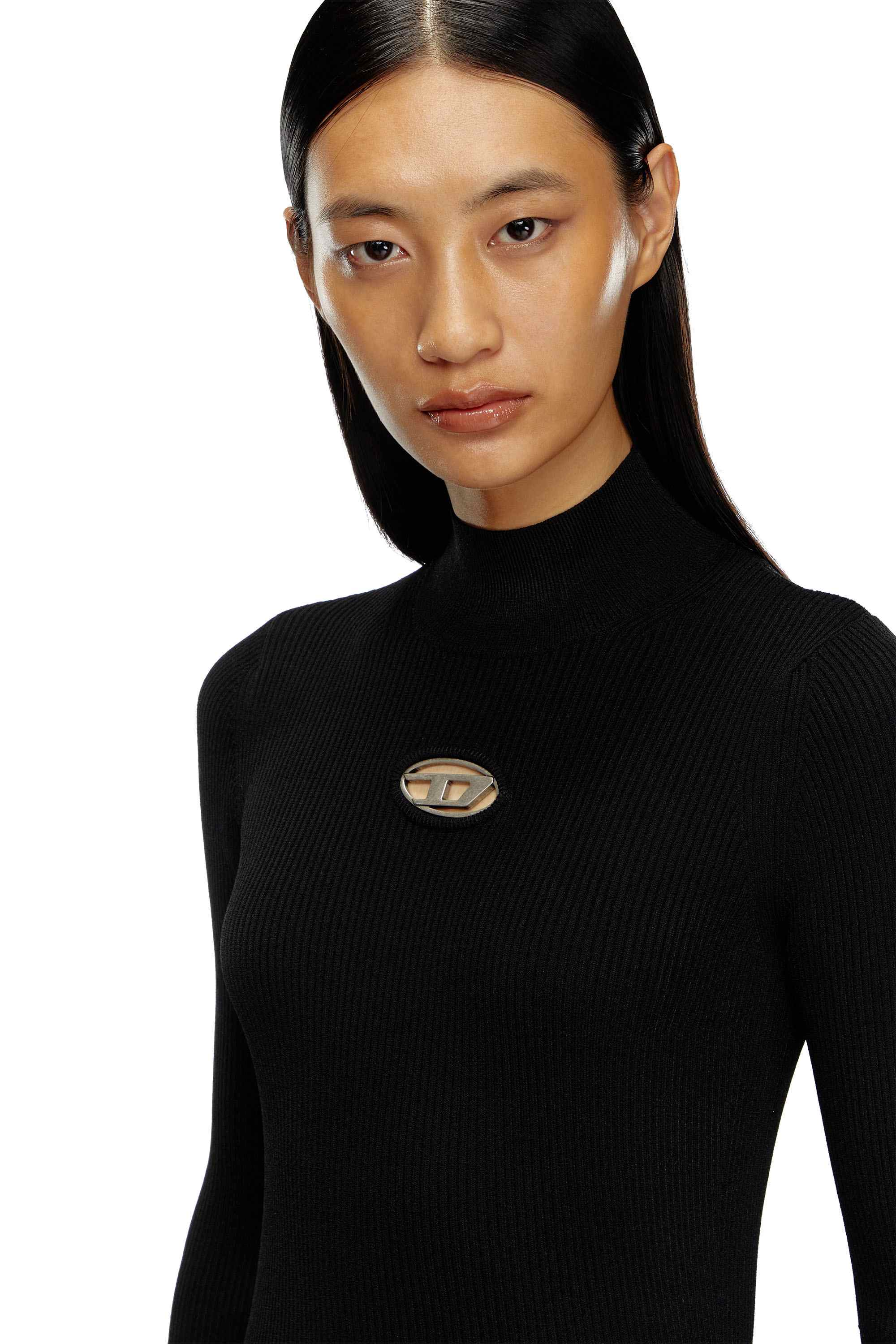 Black Rib-knit top